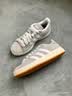 adidas 面包鞋 GRAND COURT BASE 00s休闲板鞋平底鞋男女阿迪达斯 浅灰/白色/树脂黄   41 实拍图
