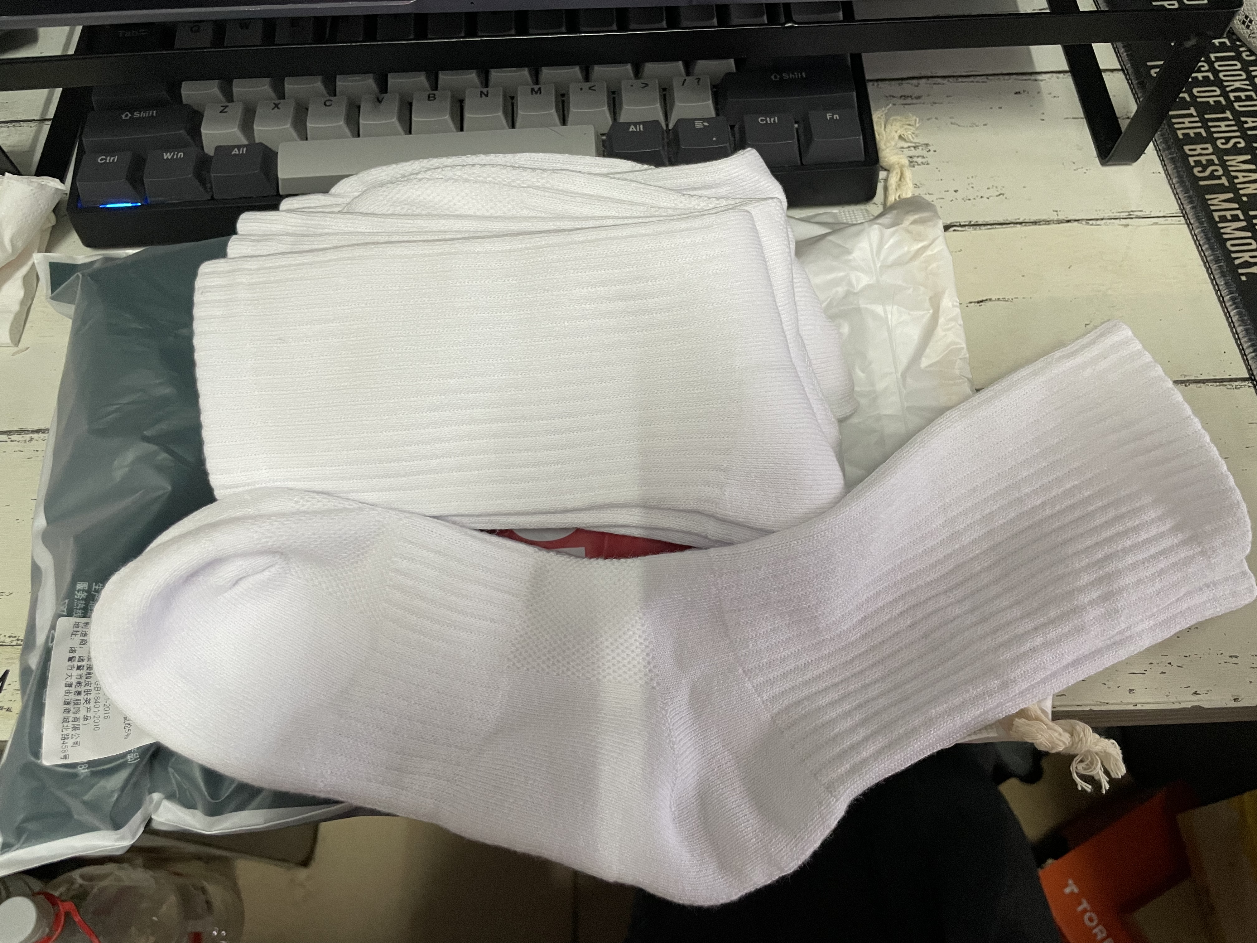 宝盖丁白色毛巾加厚袜子男秋冬吸湿排汗防臭大码男袜运动长筒春天篮球袜 【加厚毛巾底】长筒白色 4双 均码 35-45码 实拍图