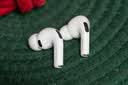 Apple/苹果 AirPods Pro (第三代) 搭配MagSafe充电盒 (USB-C)蓝牙耳机 适用iPhone/iPad/Mac MFHP4CH/A 实拍图