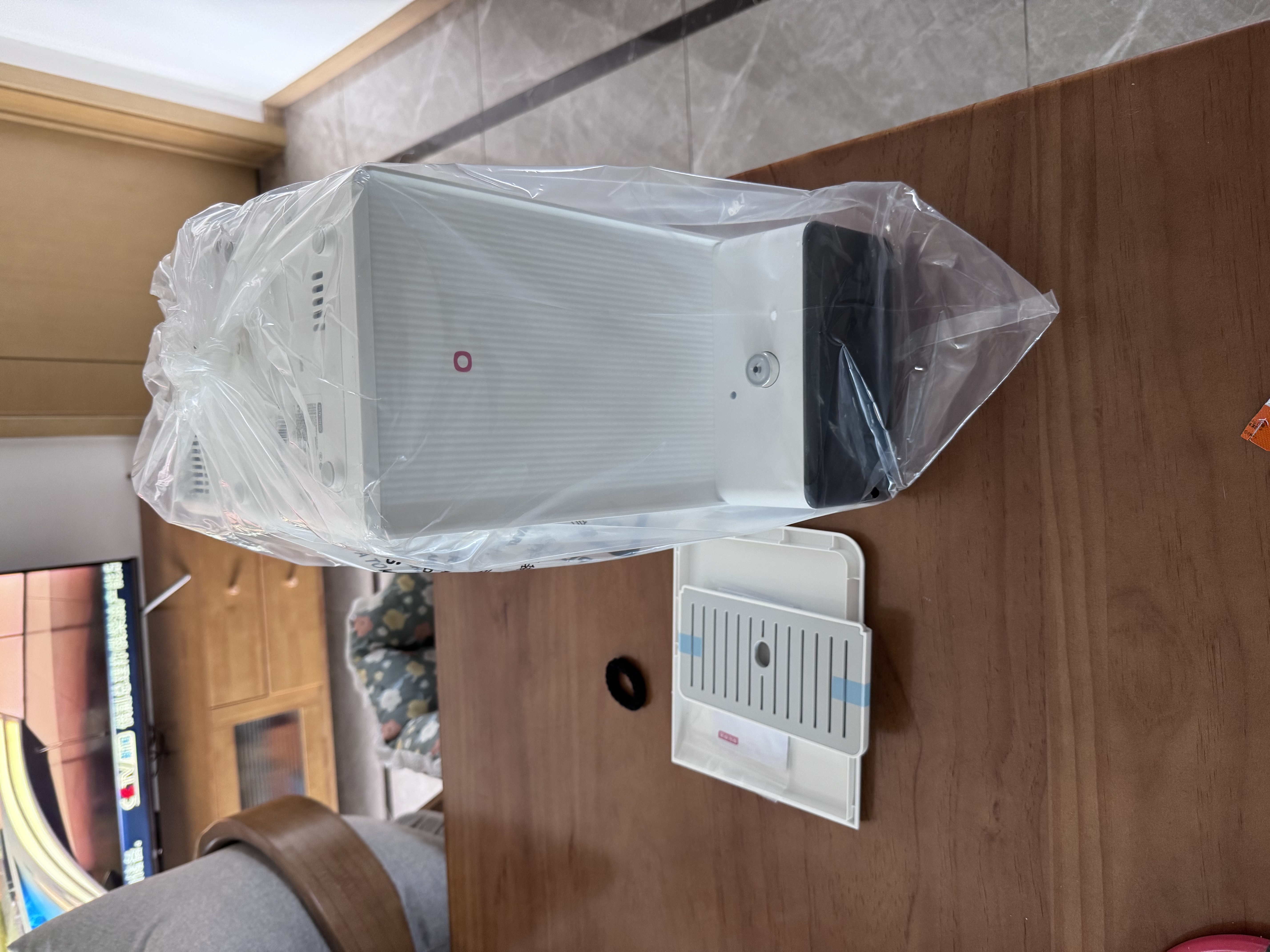 京东京造言犀饮水机制热制冷 家用桌面台式小型 直饮水一体机烧水壶 3秒即热 4L抗菌水箱 年会行政采购 实拍图