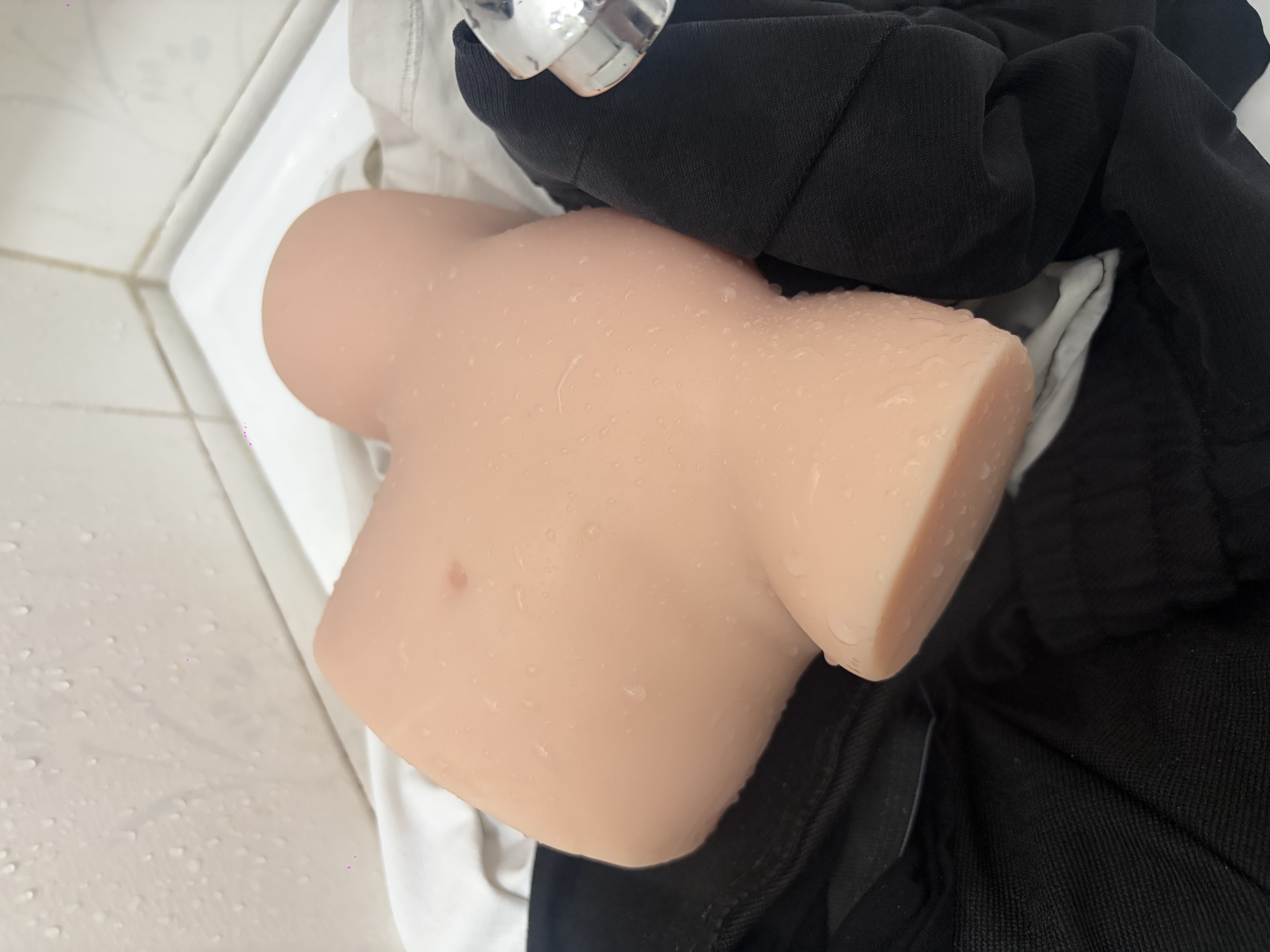 仙境飞机圣杯倒模膜仿真硅胶成人男性情趣专用品1:1实体充气娃娃半身 实拍图