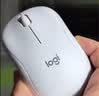 罗技（Logitech）M221 轻音鼠标 无线鼠标 办公鼠标 对称鼠标 带无线微型接收器 米白色 实拍图