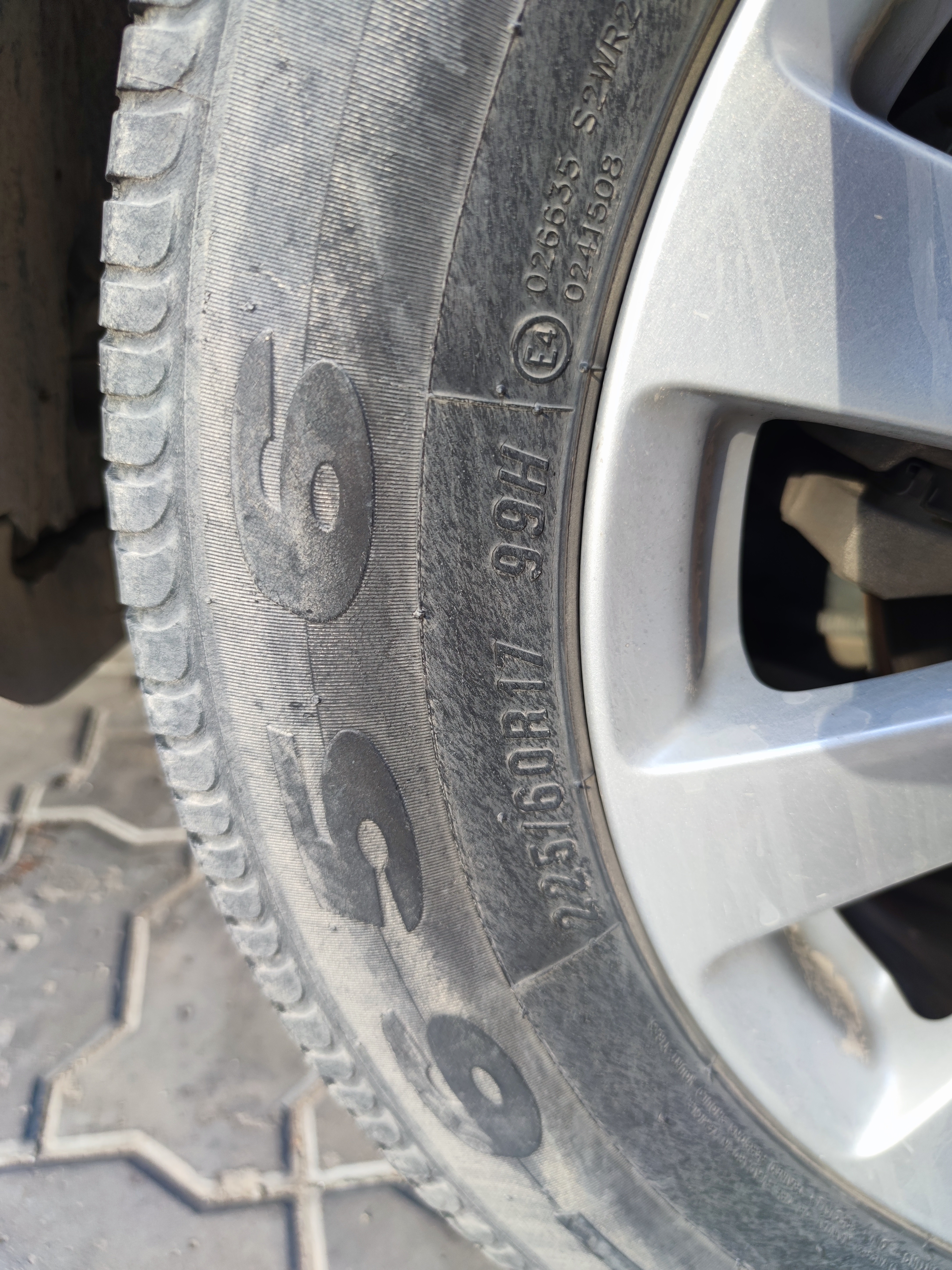 玛吉斯（MAXXIS）轮胎/汽车轮胎 225/60R17 99V EC1 SUV 适配指南者/GL8 实拍图
