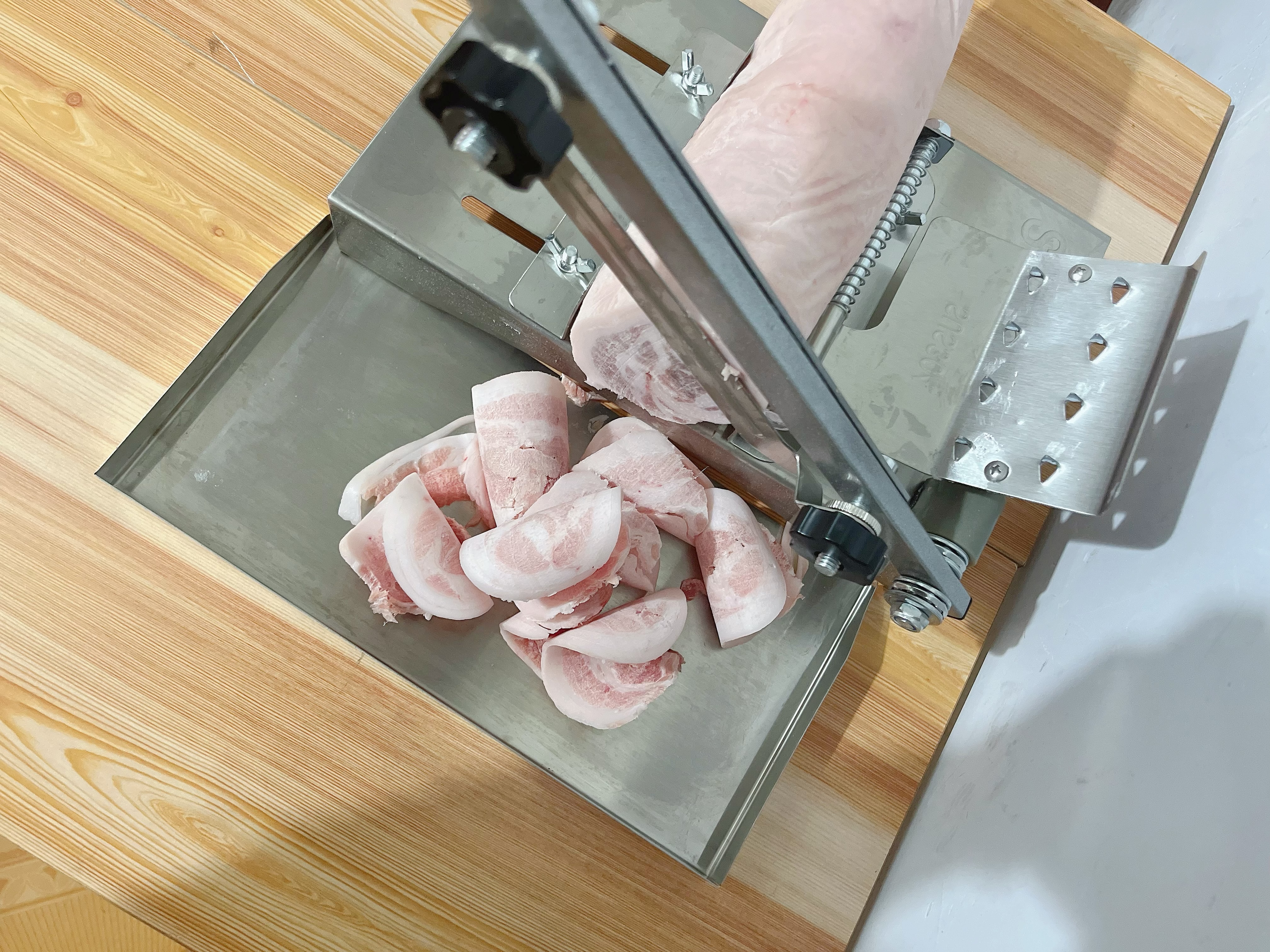 双枪切肉片机斩骨刀304不锈钢牛羊肉卷切片机家用刨肉机手动切冻肉 实拍图