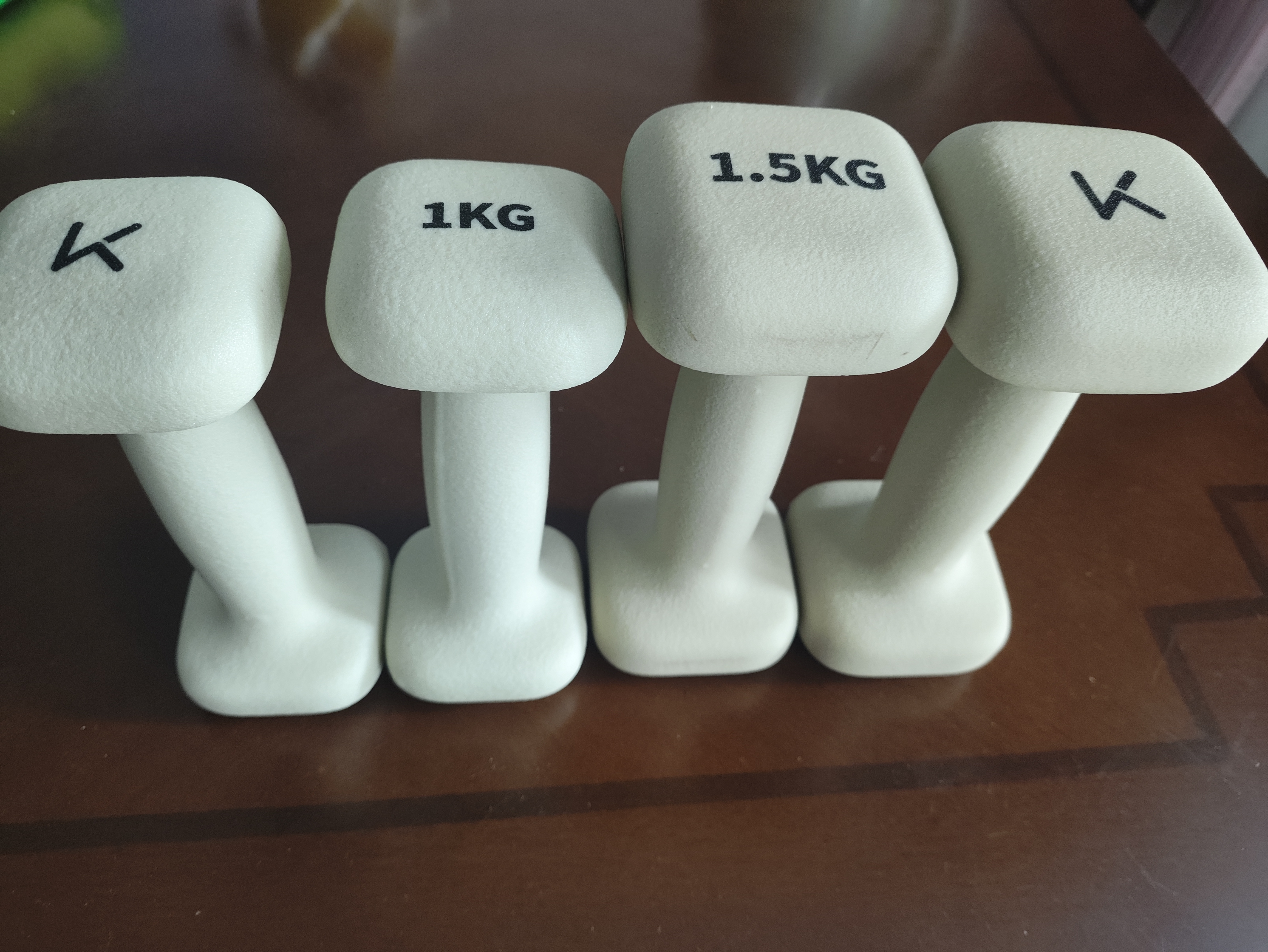 Keep哑铃健身家用男女1kg*2方形浸塑新握感全身塑形薄肌训练燕麦白 实拍图