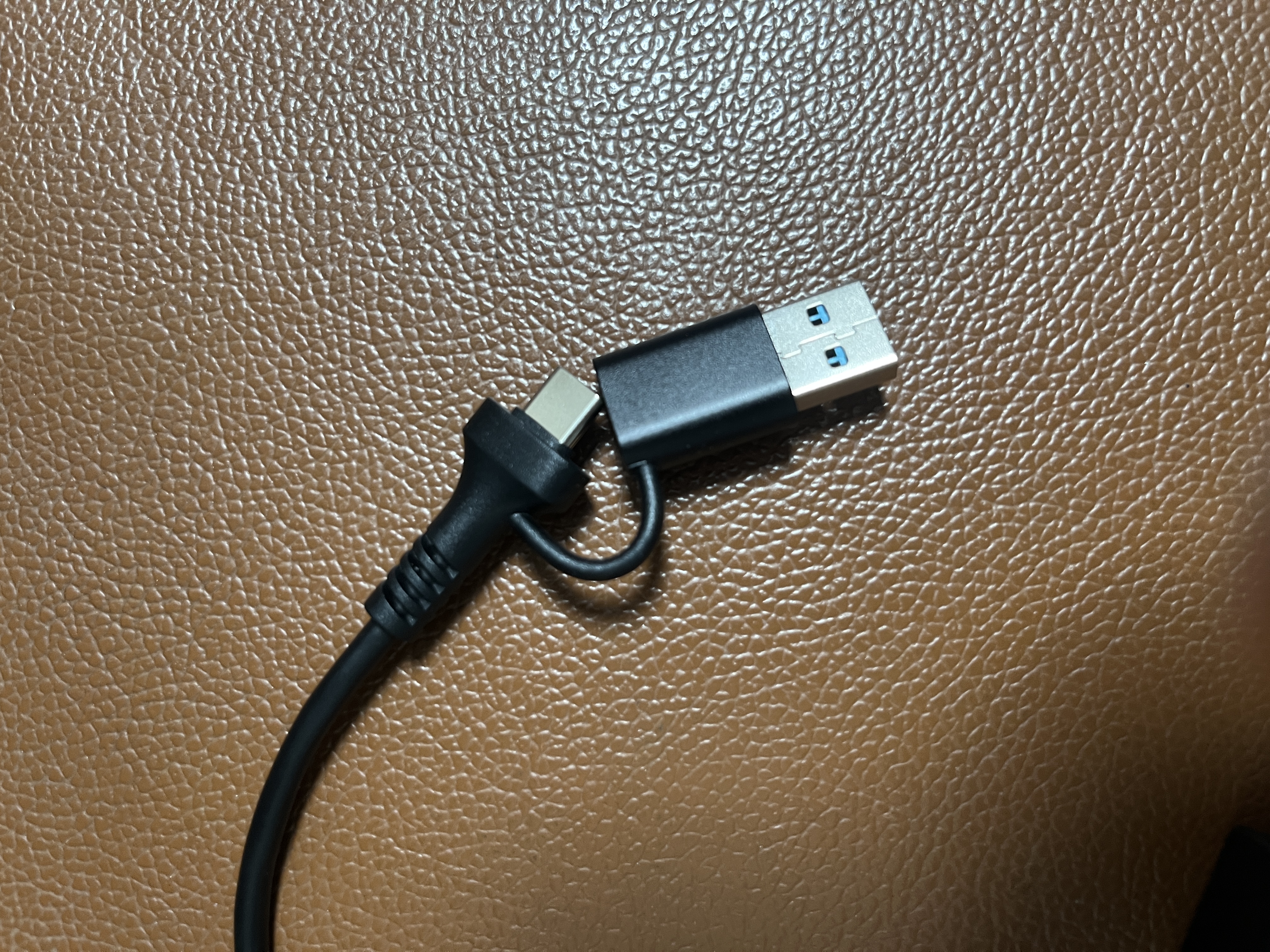 毕亚兹 USB3.0/Type-C转SATA转换器硬盘转接线 双口易驱线 2.5英寸硬盘盒转接头 笔记本电脑硬盘座 实拍图