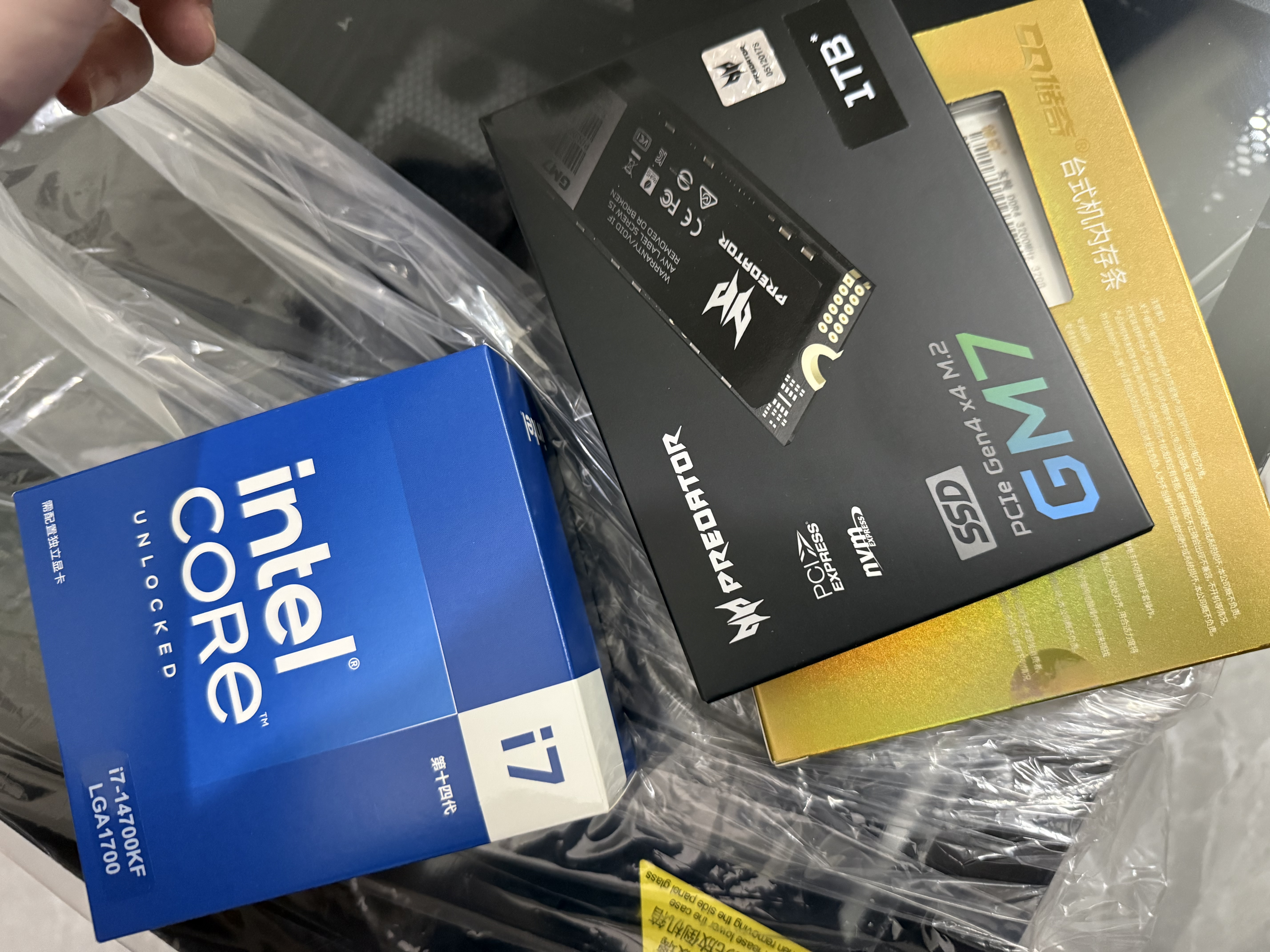 宏碁掠夺者（PREDATOR）1TB SSD固态硬盘 M.2接口(NVMe协议) GM7系列｜NVMe PCIe 4.0读速7200MB/s  AI电脑存储配件 实拍图