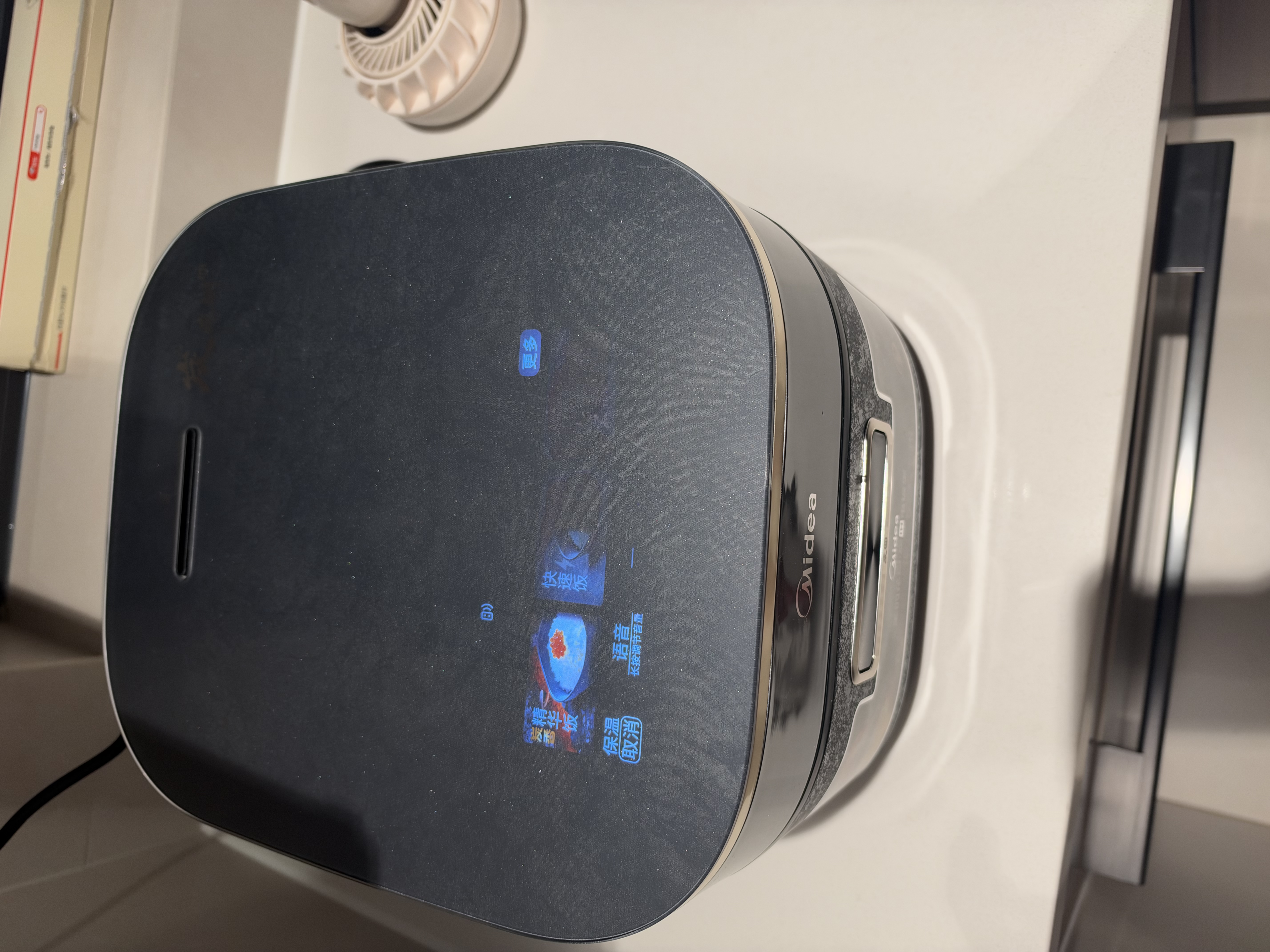 美的（Midea）花瓣炭2.0IH电饭煲家用4-5人3.5L大容量0金属纯天然炭釜电饭锅有钛上盖加热AI语音智能烹饪40M8C 实拍图