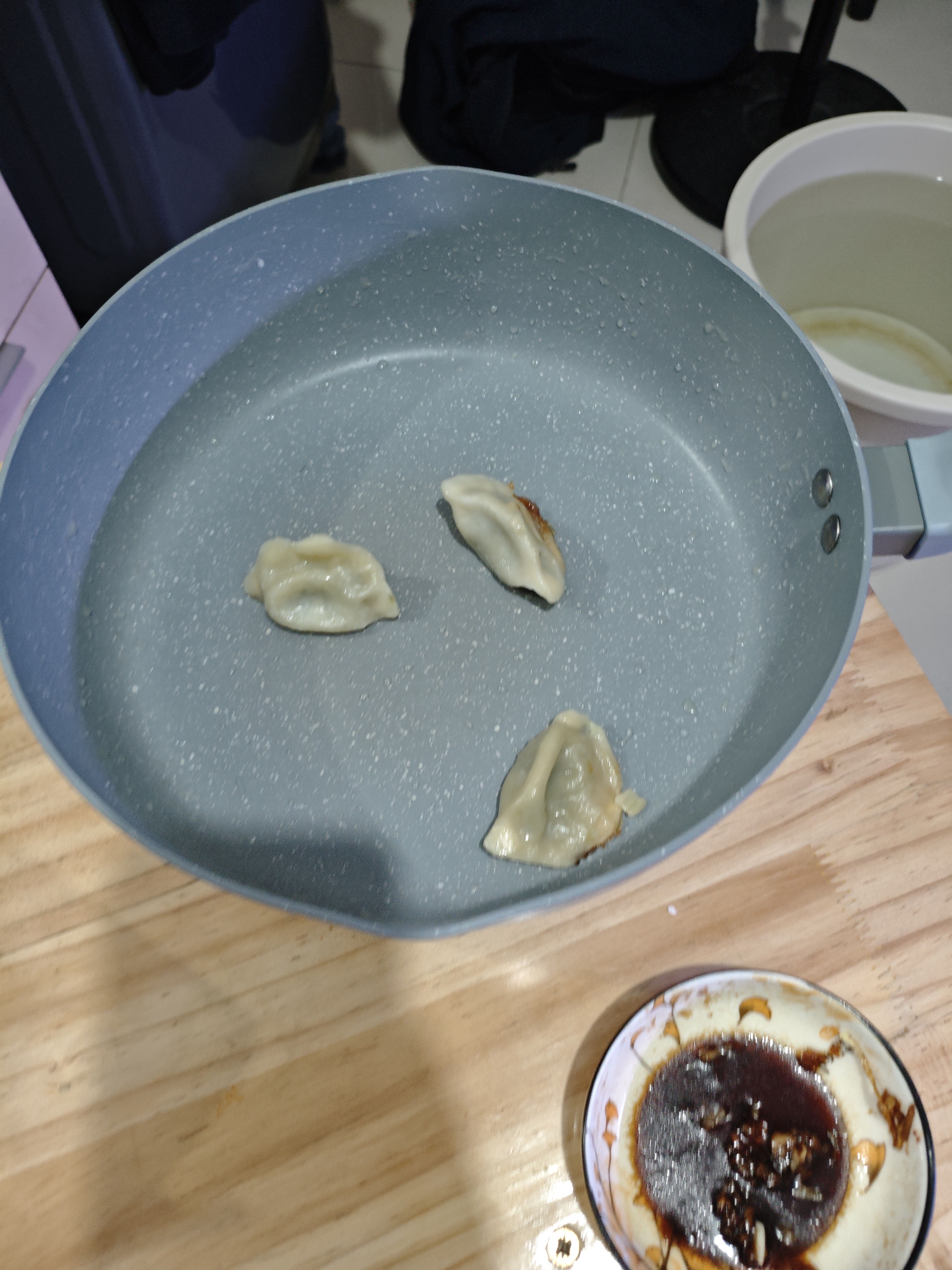 思念放心饺猪肉酸菜水饺1kg50只东北饺子蒸饺夜宵青少年学生早餐水饺 实拍图