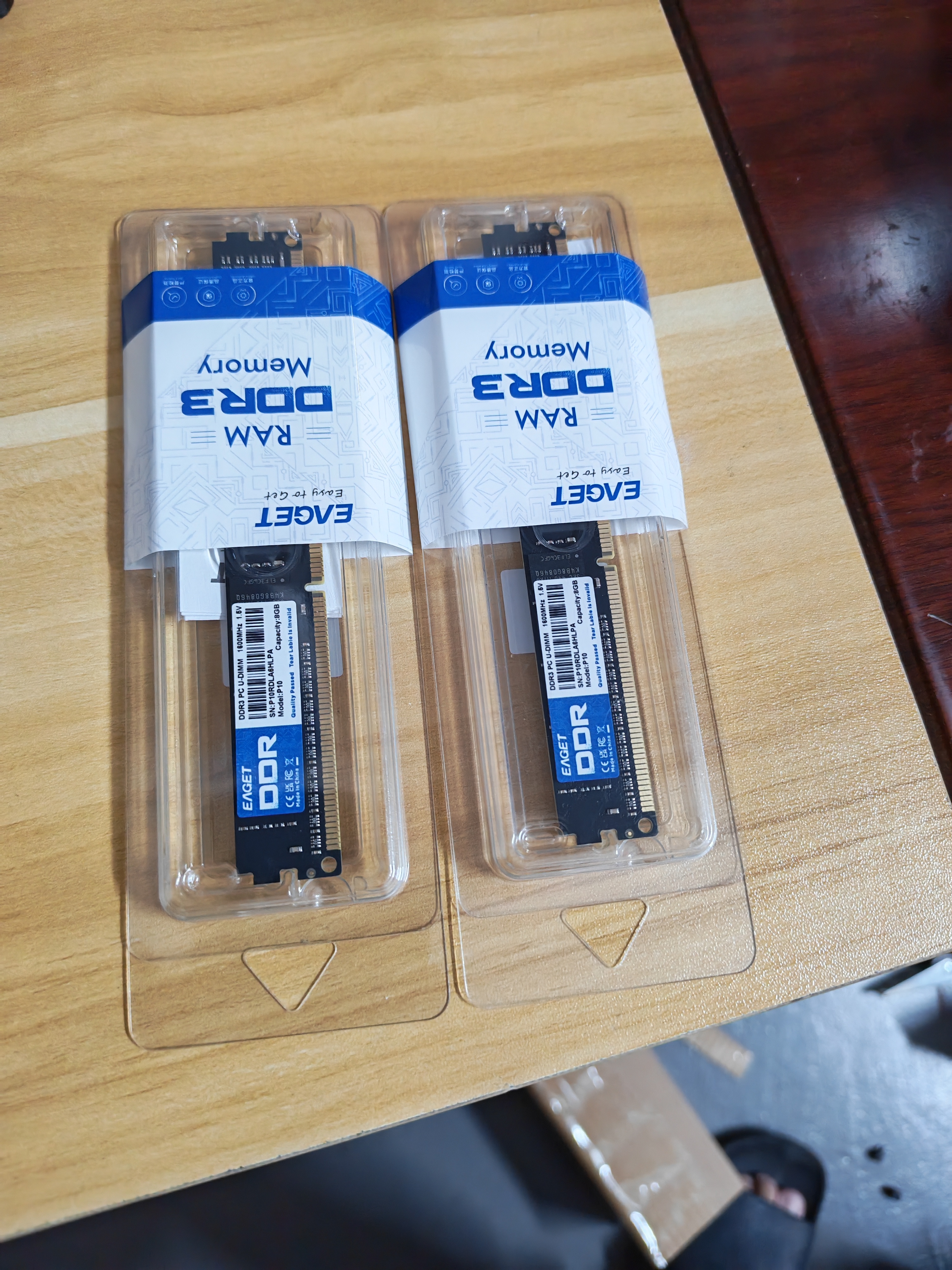 忆捷（EAGET）DDR3 8GB 频率1600  1.5V电脑台式机内存条 普条 第三代电脑内存 办公学习适用 P10 实拍图