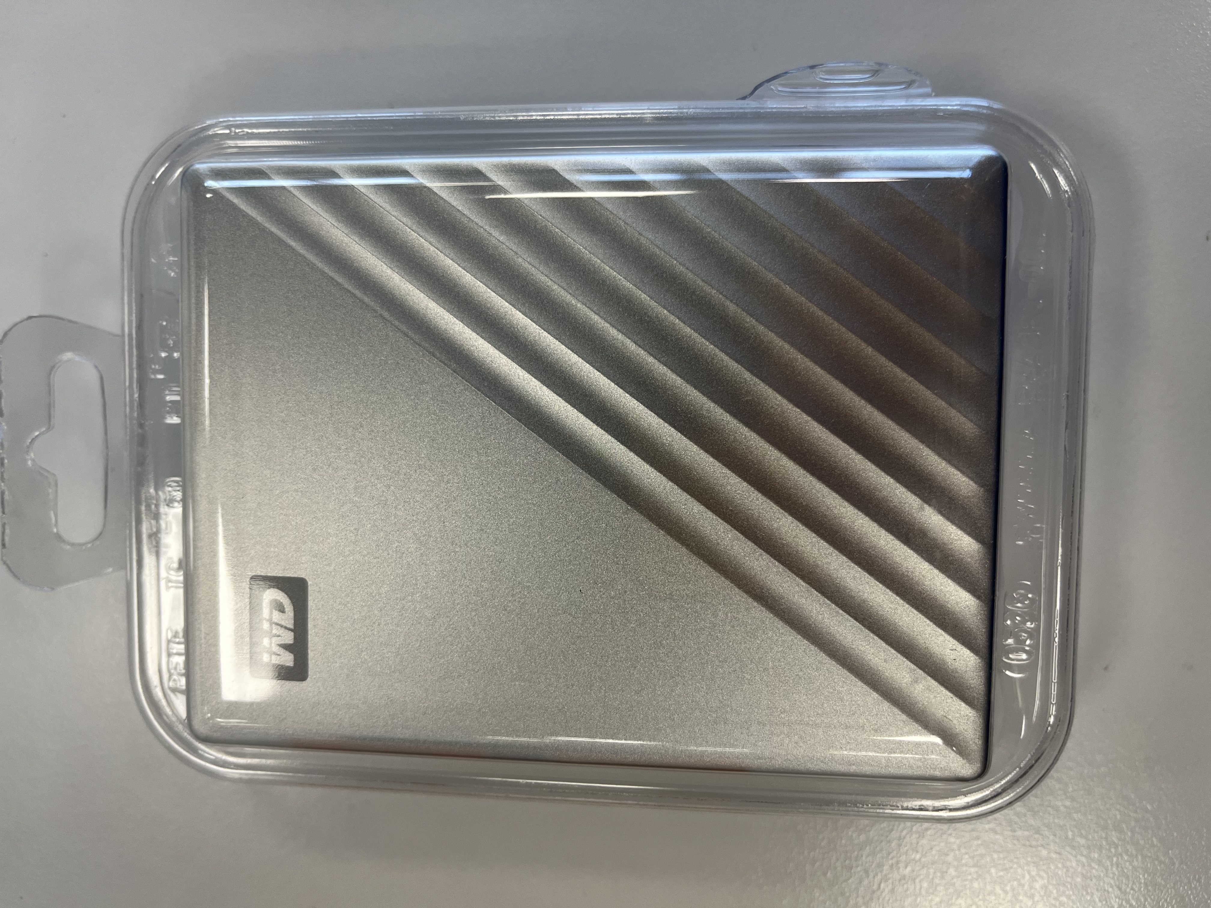 西部数据（WD）移动硬盘2TB type-c Ultra系列 2.5英寸 银 机械硬盘 笔记本电脑外接加密兼容Mac 大容量家庭存储 实拍图