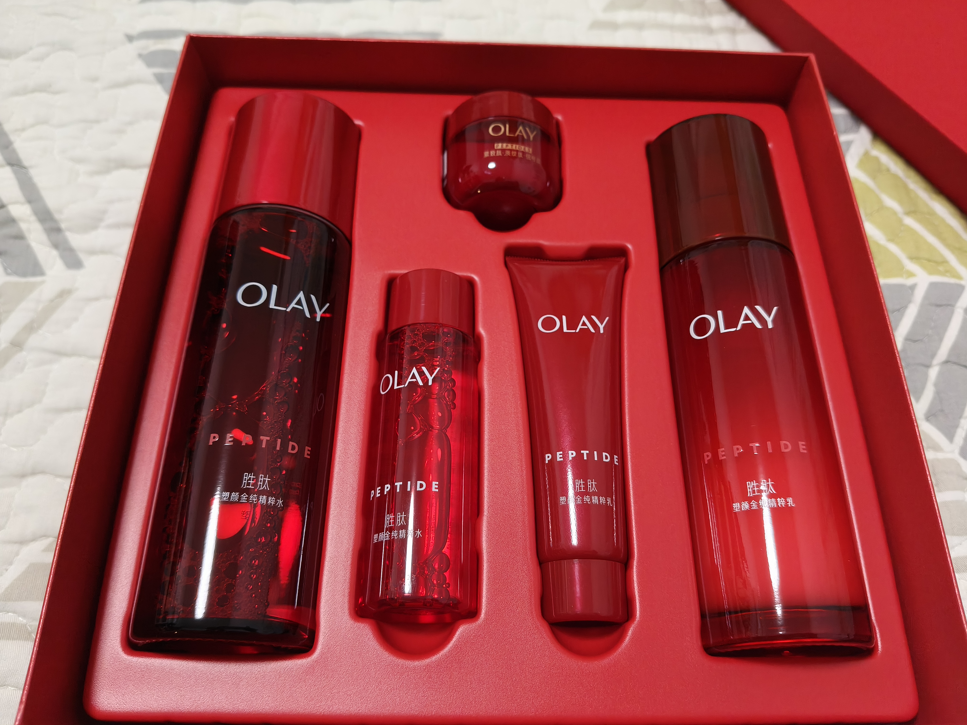玉兰油（OLAY）大红瓶水乳液保湿抗皱紧致化妆品护肤品套装礼盒生日礼物送女友 实拍图