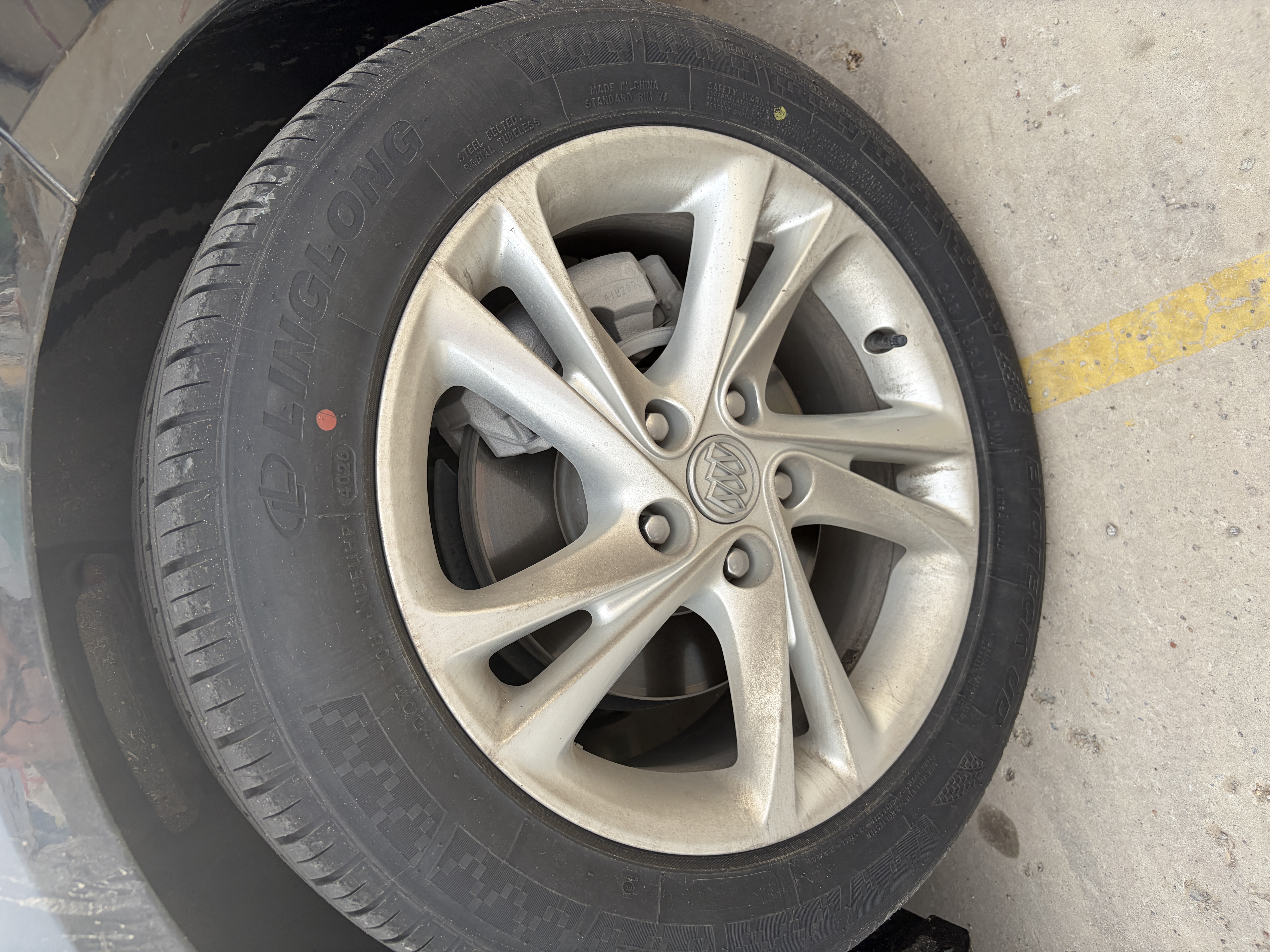 玲珑轮胎汽车轮胎225/55R17 101W XL 玲珑臻选 UD 适配君威/途岳/迈锐宝 实拍图