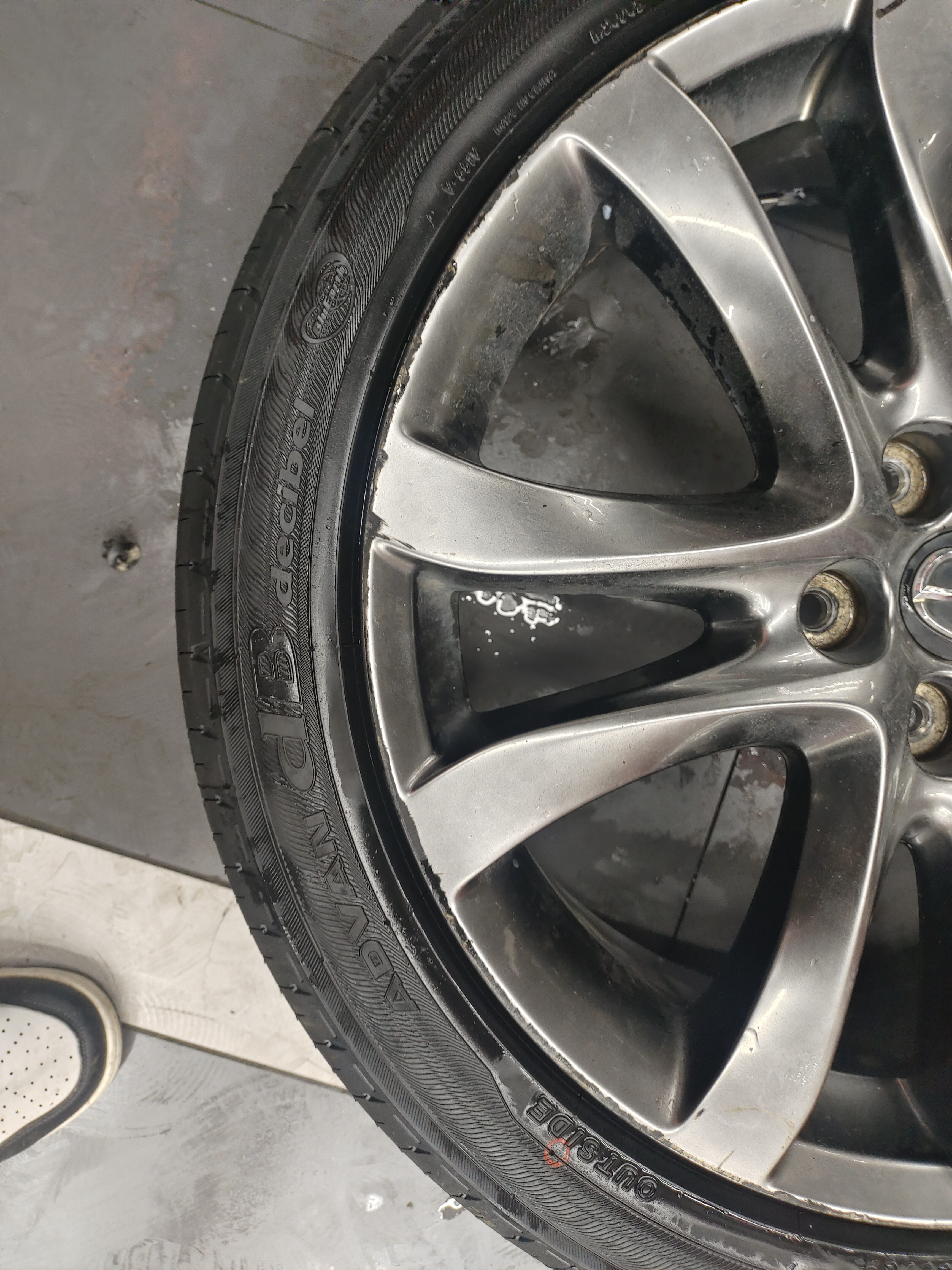 优科豪马横滨汽车轮胎 225/45R19 V551V 92W 原配马自达阿特兹/红旗H5 实拍图