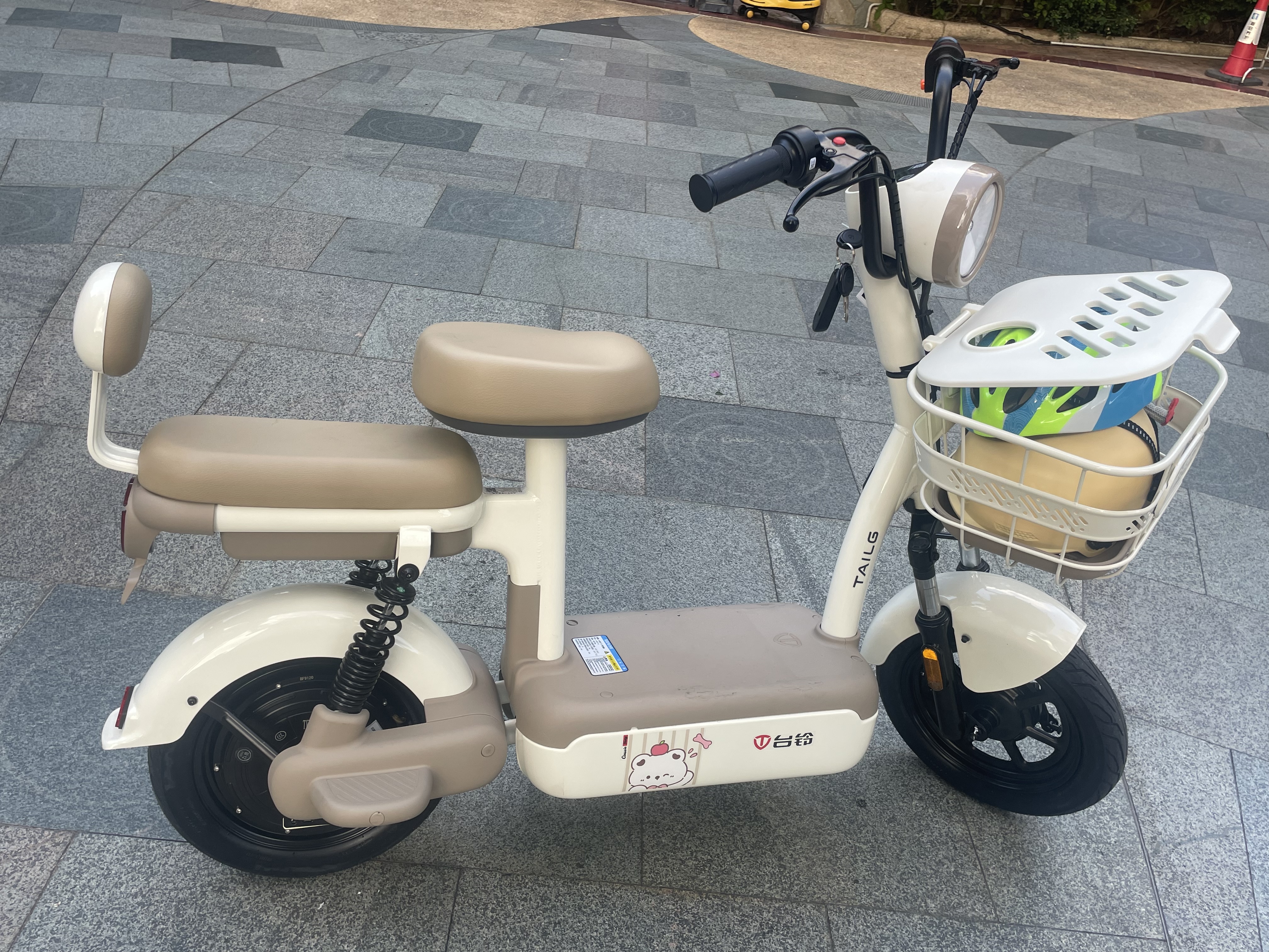台铃电动自行车小锦鲤2026新国标电动车48V13AH铅酸电池长续航可上牌男女通勤代步上班电瓶车香草白 实拍图