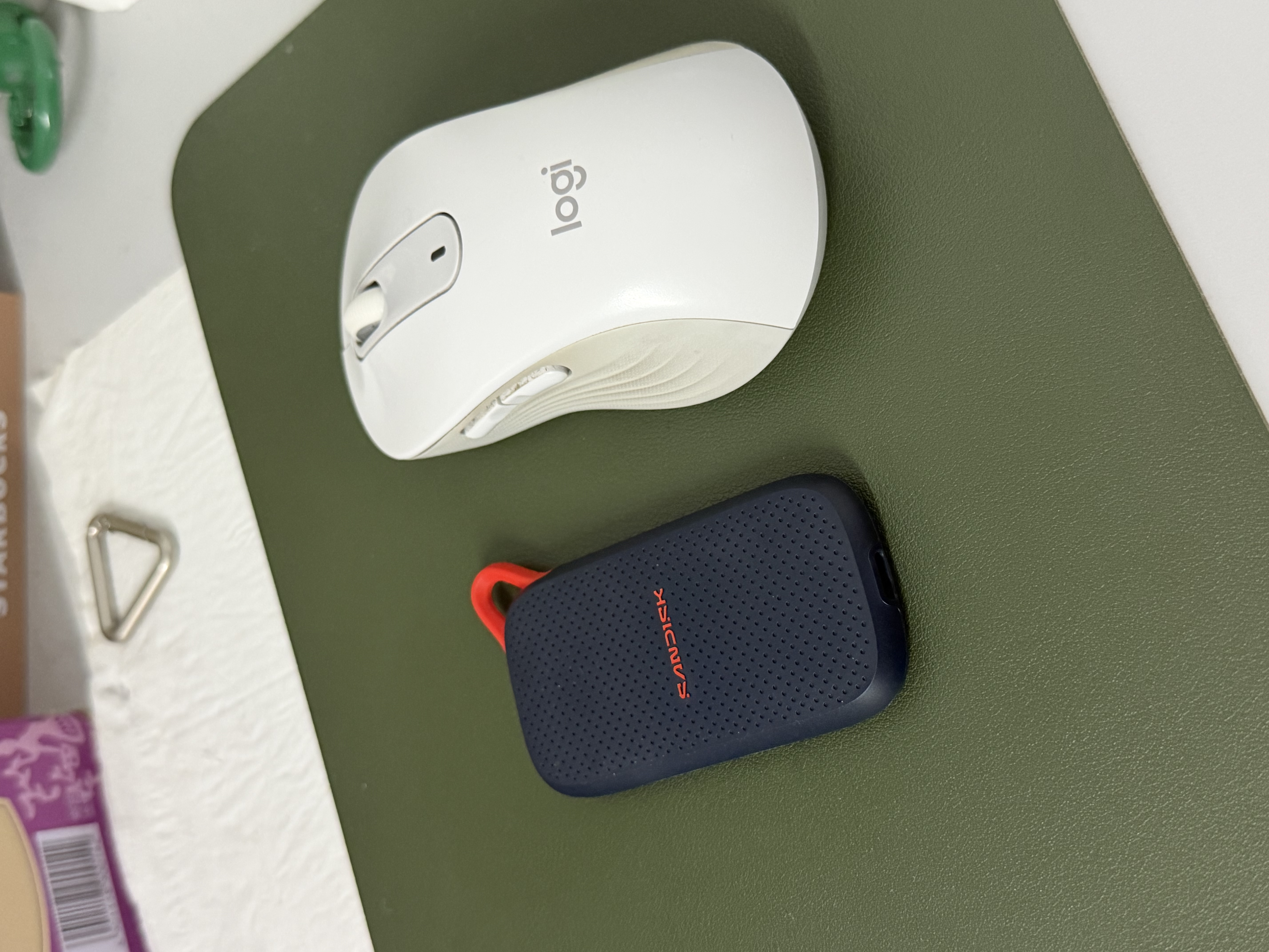 Sandisk闪迪2TB Type-c USB3.2移动固态硬盘（PSSD）E31高速 移动SSD 读速1000MB/s 兼容手机笔记本电脑 实拍图
