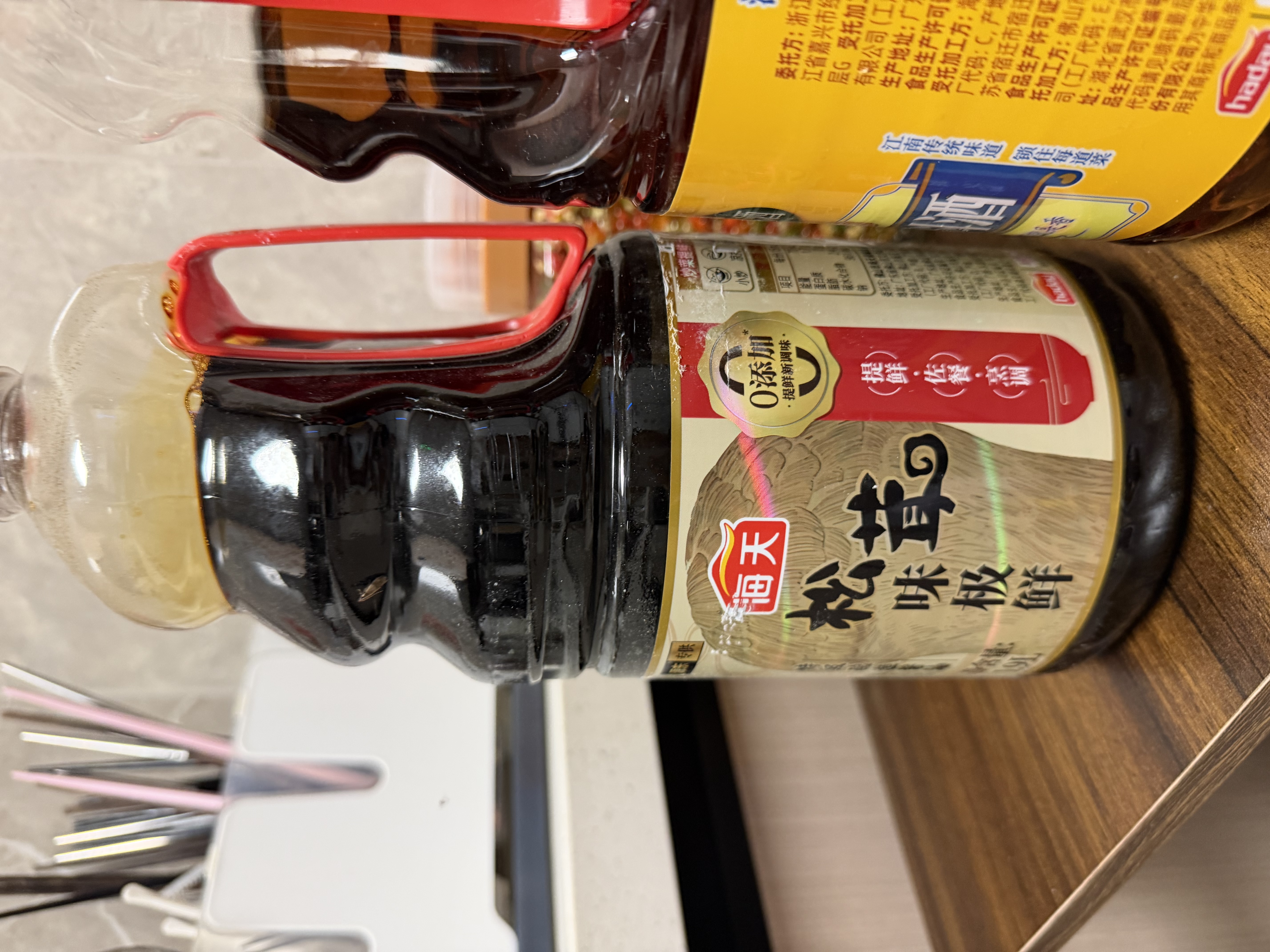 海天生抽酱油 松茸味极鲜酱油【0添加 特级酱油】味极鲜系列 1.9L 实拍图
