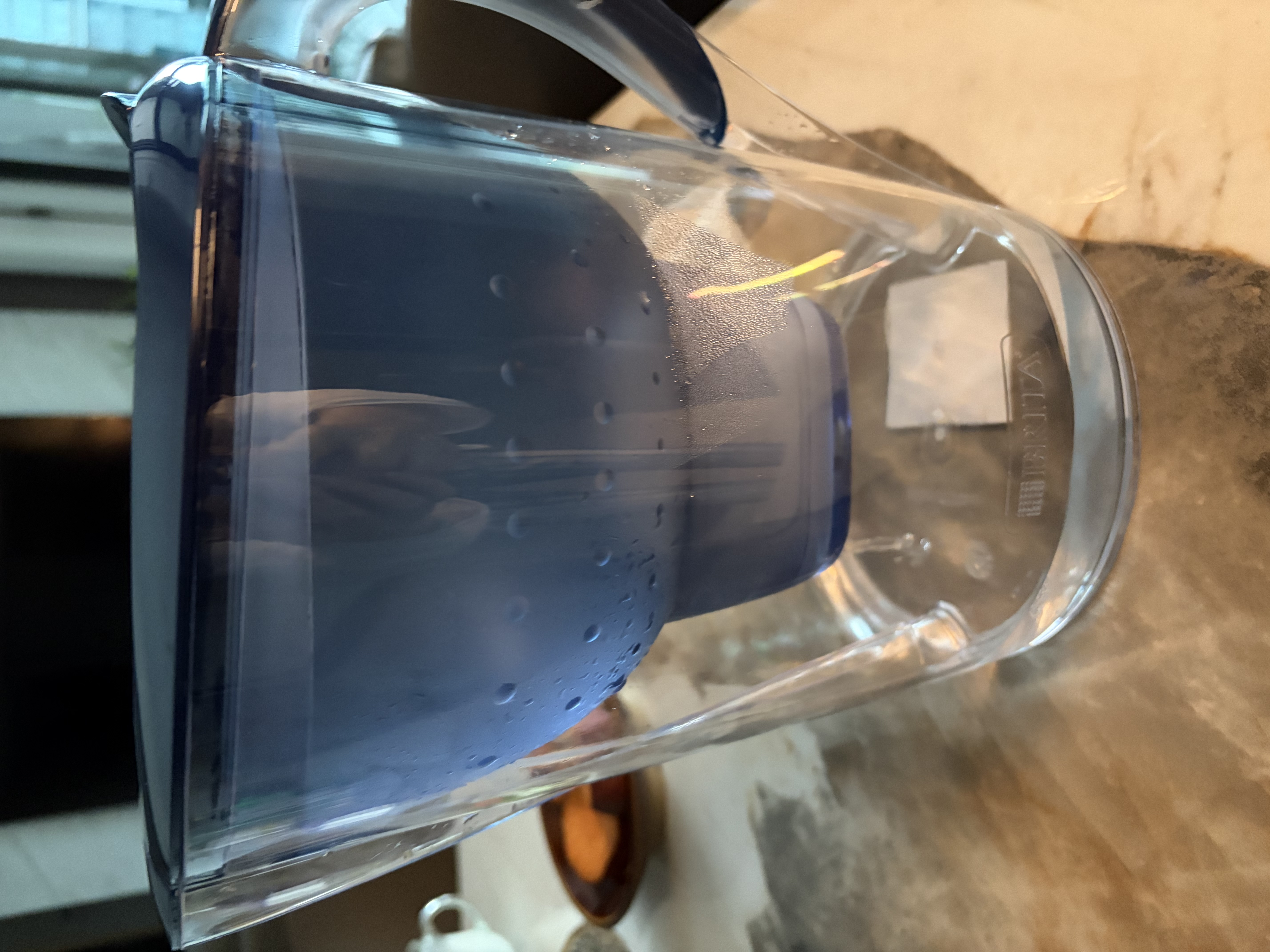 碧然德（BRITA） 过滤净水器 家用滤水壶 净水壶 海洋系列 3.5L蓝色 一壶3芯装 环保加固包装 实拍图