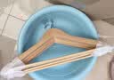 京东京造 无痕实木衣架 西服衣服架木头衣服挂木制大衣西装衣撑 5支 实拍图