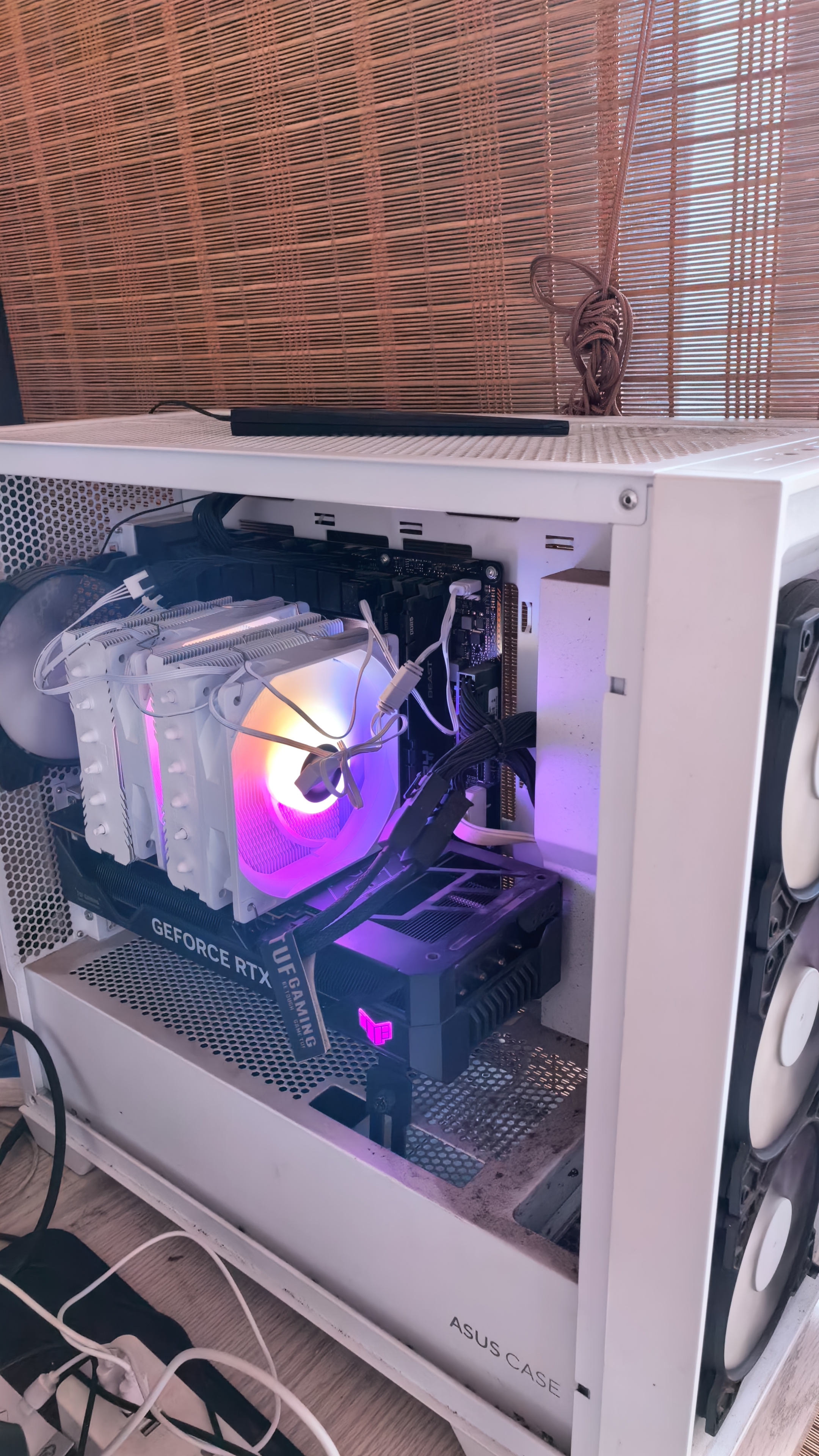 利民（thermalright）Peerless Assassin 120 SE WHITE ARGB 绝双刺客 风冷散热器6热管双塔 PA120 SE WHITE ARGB 实拍图
