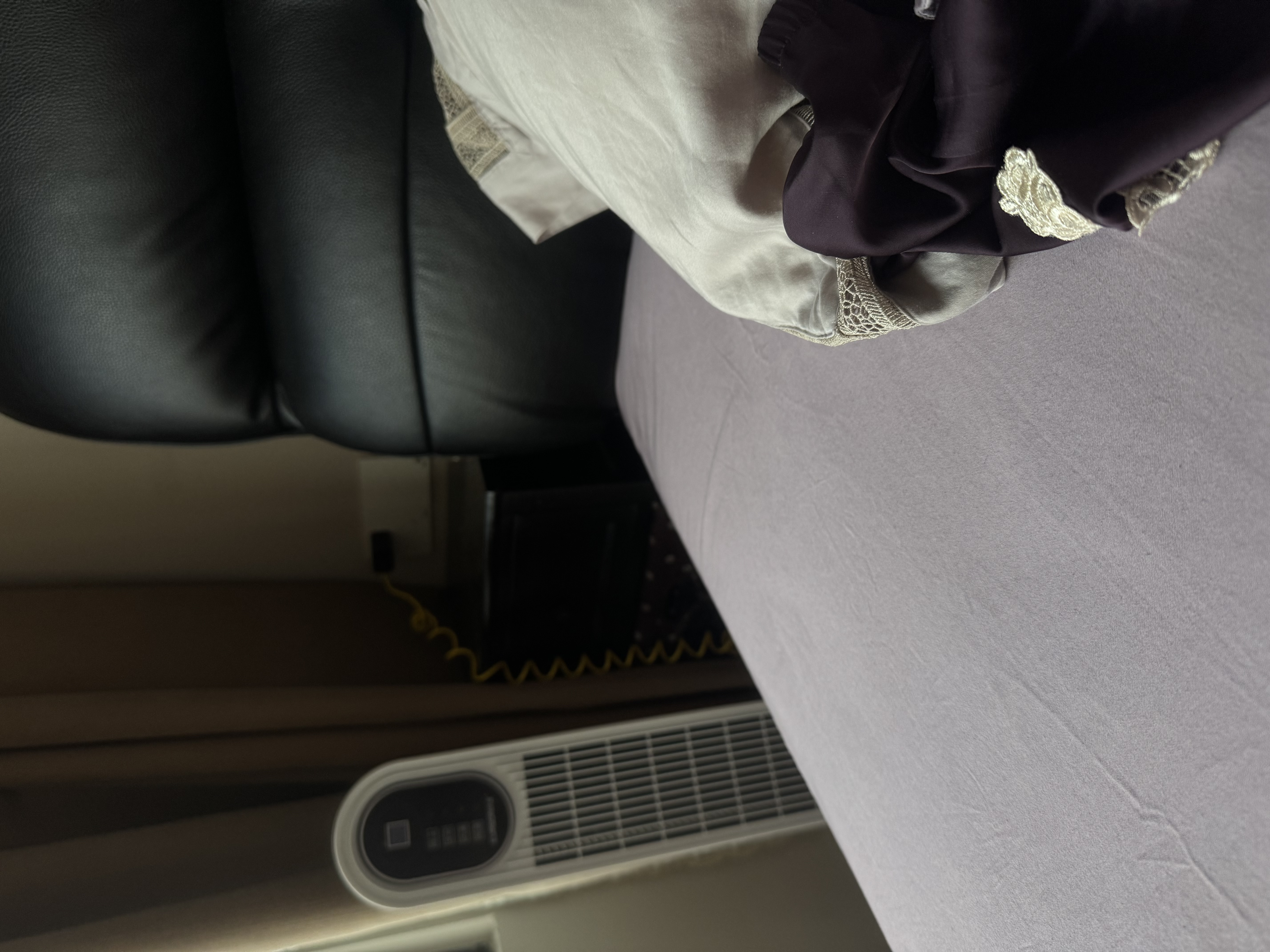 喜临门白骑士plus 2cm乳胶独袋弹簧床垫舒脊黄麻床垫 1.8x2米 软硬适中 实拍图