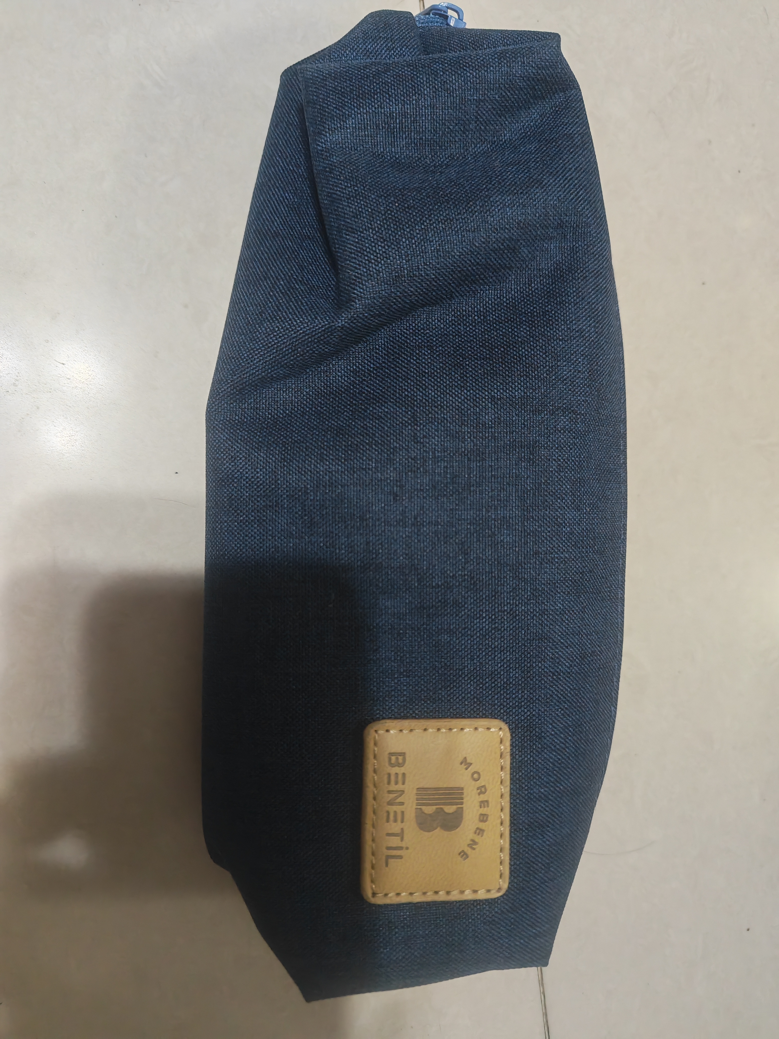 得力(deli)笔袋小学生 大容量简约小方包 多功能学生文具盒/铅笔盒 文具收纳盒 蓝色礼物 实拍图