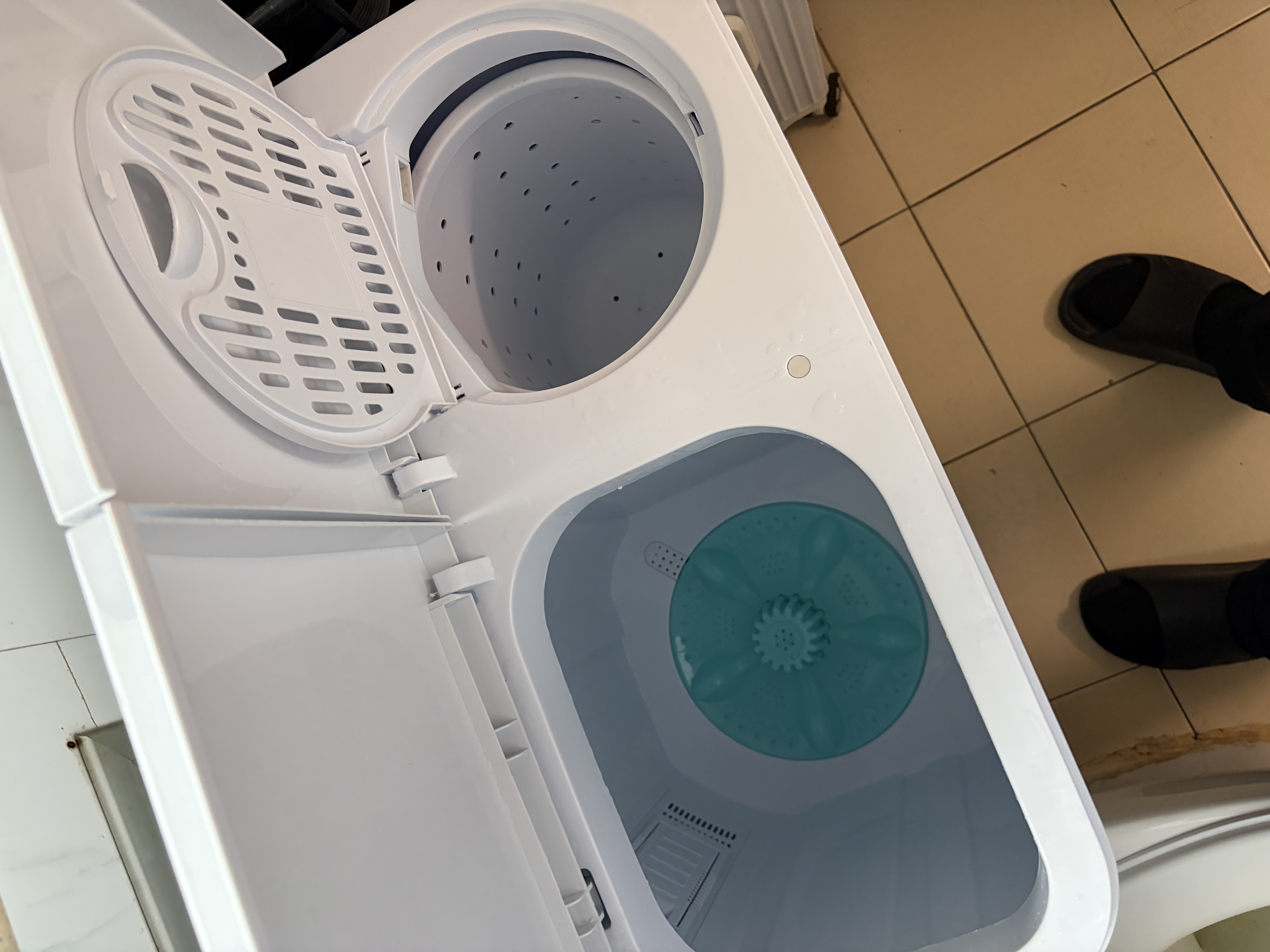 扬子集团洗衣机半自动老式家用双桶大容量双缸洗衣机蓝光 洗脱双筒小型波轮 18KG【洗11+7脱洗脱分离|强劲电机】 双缸 实拍图