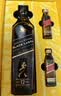 尊尼获加（JOHNNIE WALKER）洋酒12年黑方黑牌秘彩盲盒调酒礼盒700ml+盲盒50ml酒伴*2 实拍图