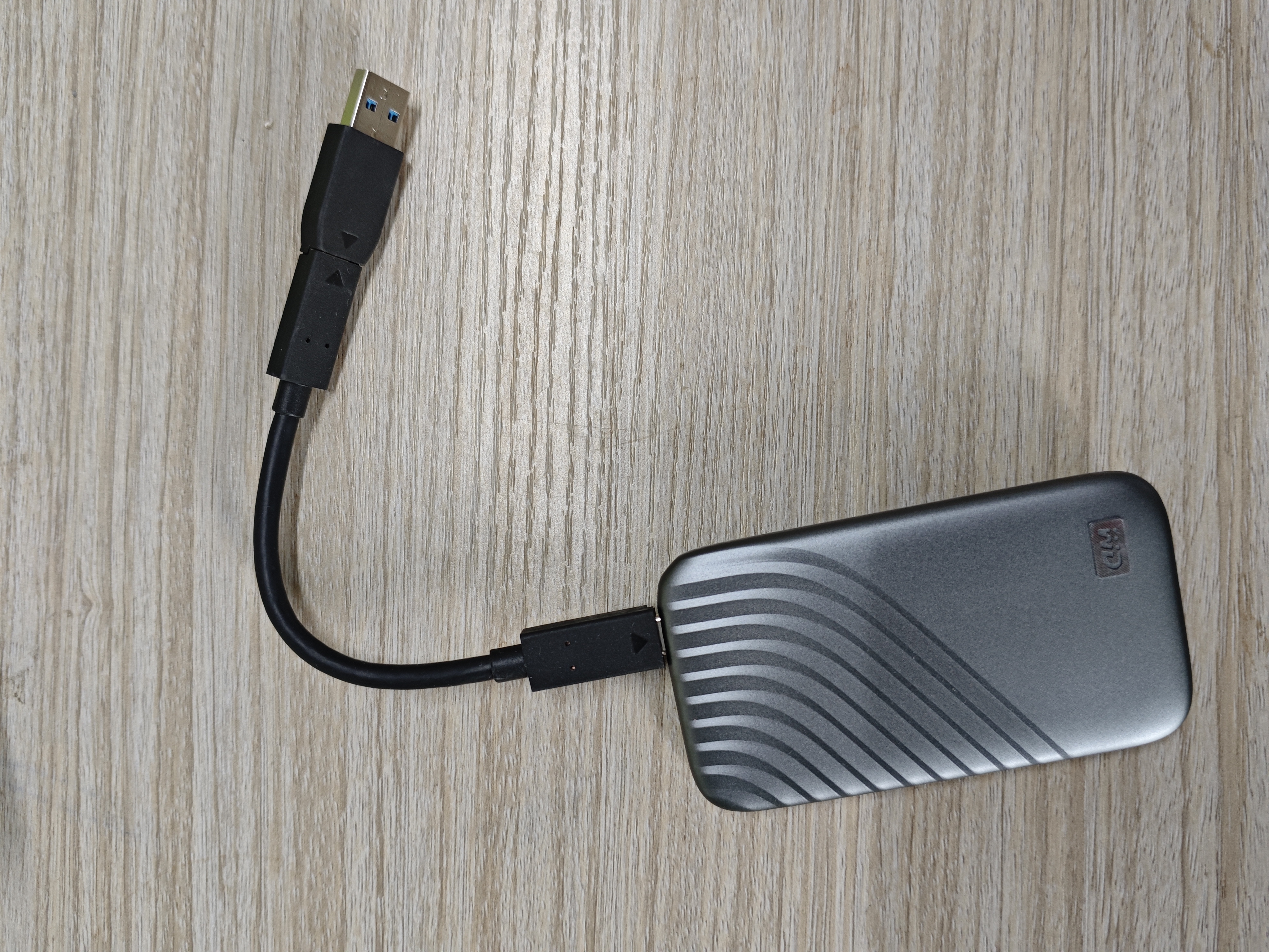 西部数据（WD）1TB NVMe 移动固态硬盘（PSSD）My Passport随行SSD type-c接口 1050MB/s 手机直连笔记本两用外接 实拍图