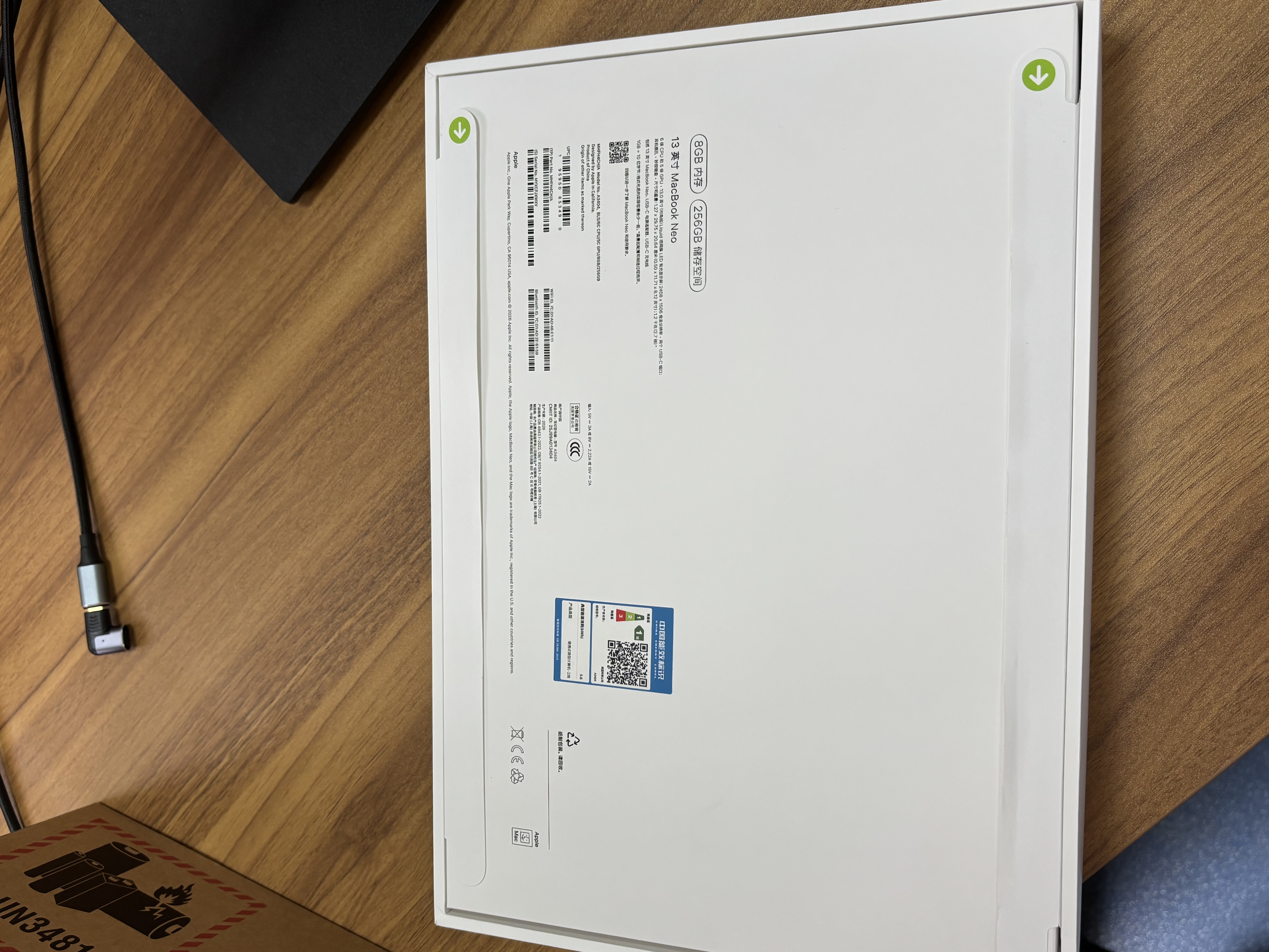 苹果/苹果AI笔记本/MacBookNeo13英寸A18 Pro(6+5核)8G 256G桃粉色笔记本电脑MHFH4CH/A 实拍图