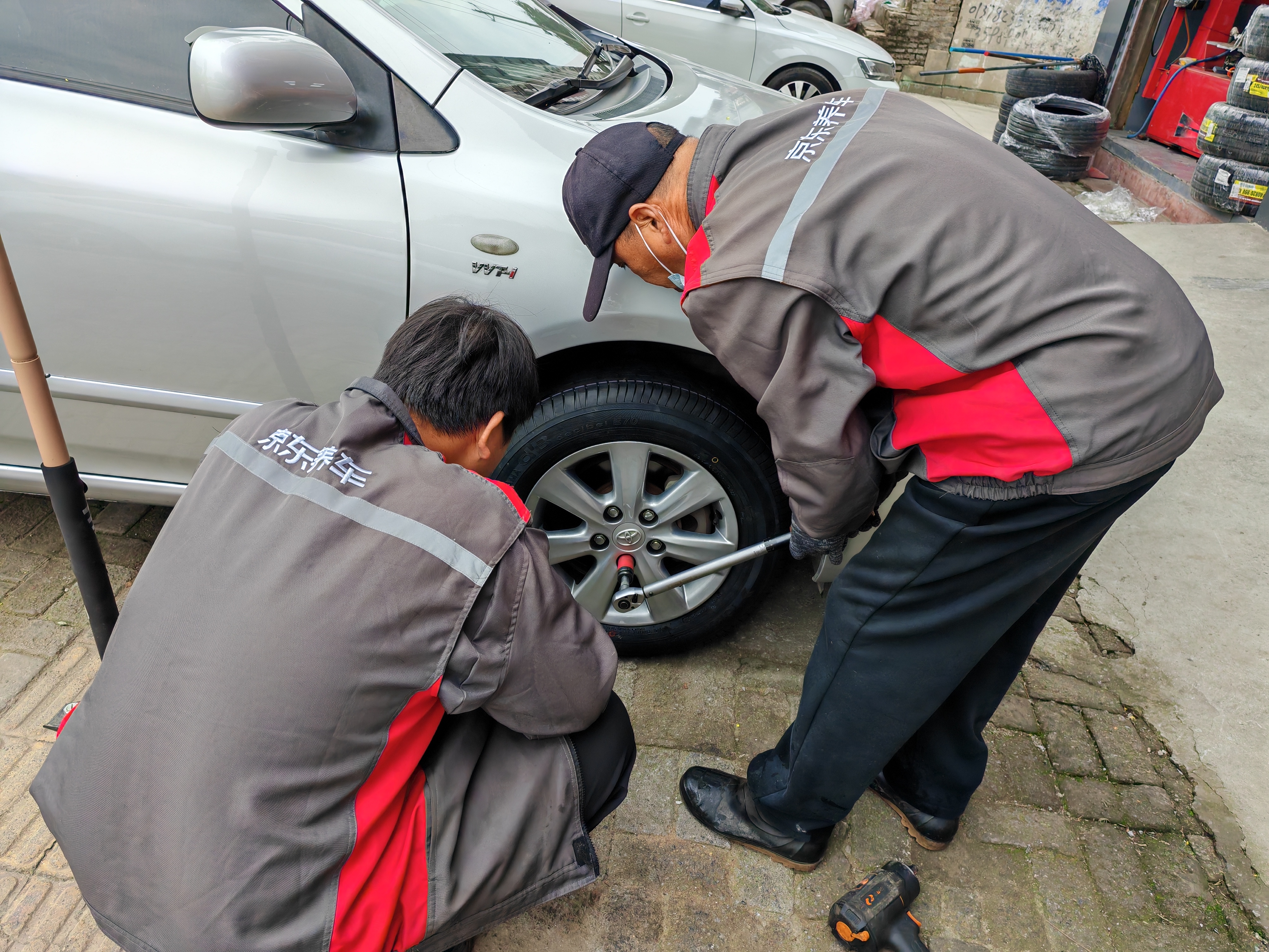 优科豪马轮胎 195/65R15 91H E70R 原配丰田卡罗拉/雷凌适配大众朗逸/宝来 实拍图