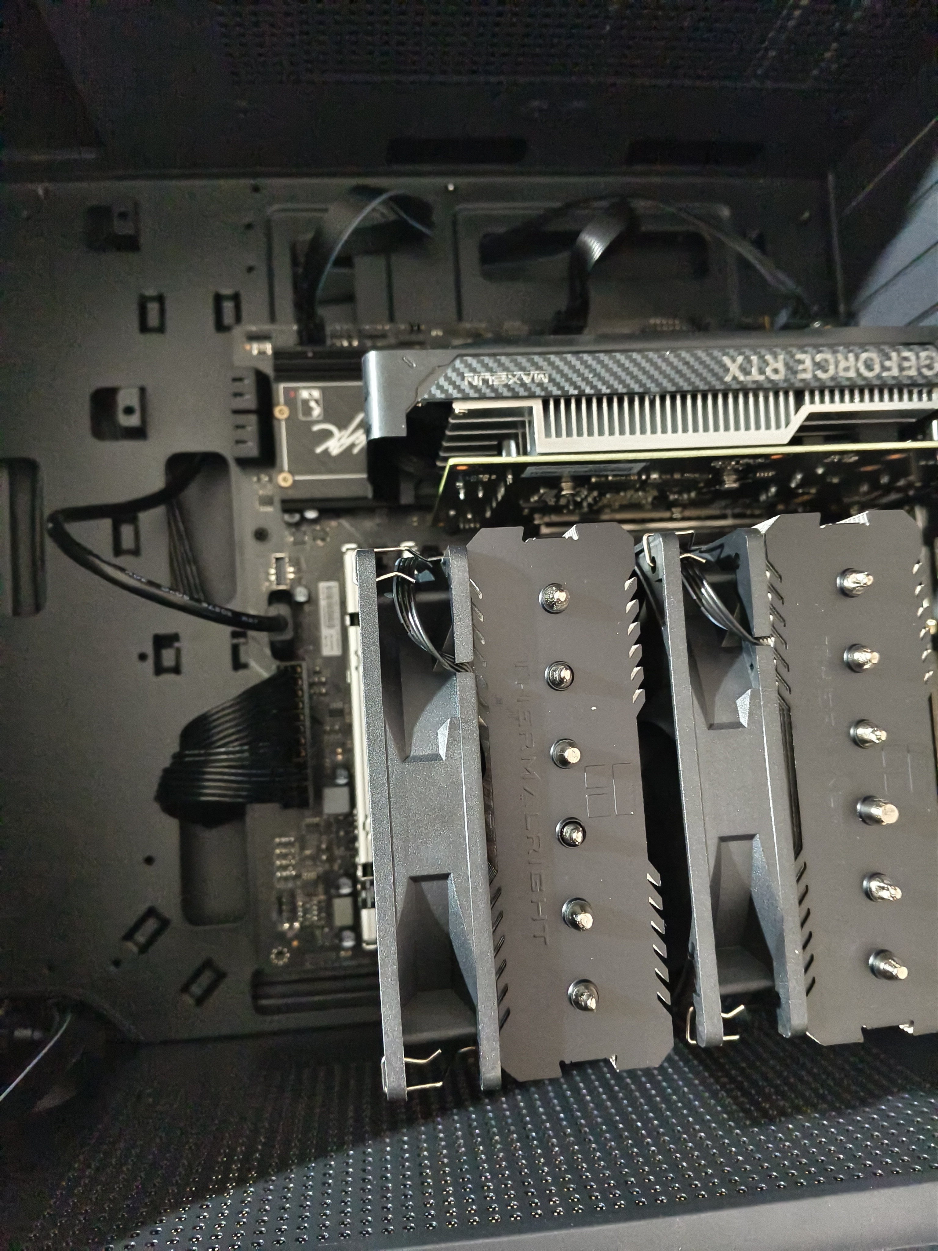 利民（thermalright）Peerless Assassin 120 SE 逆重力6热管 风冷散热器 双塔逆转双C12C风扇 PA120 SE 实拍图