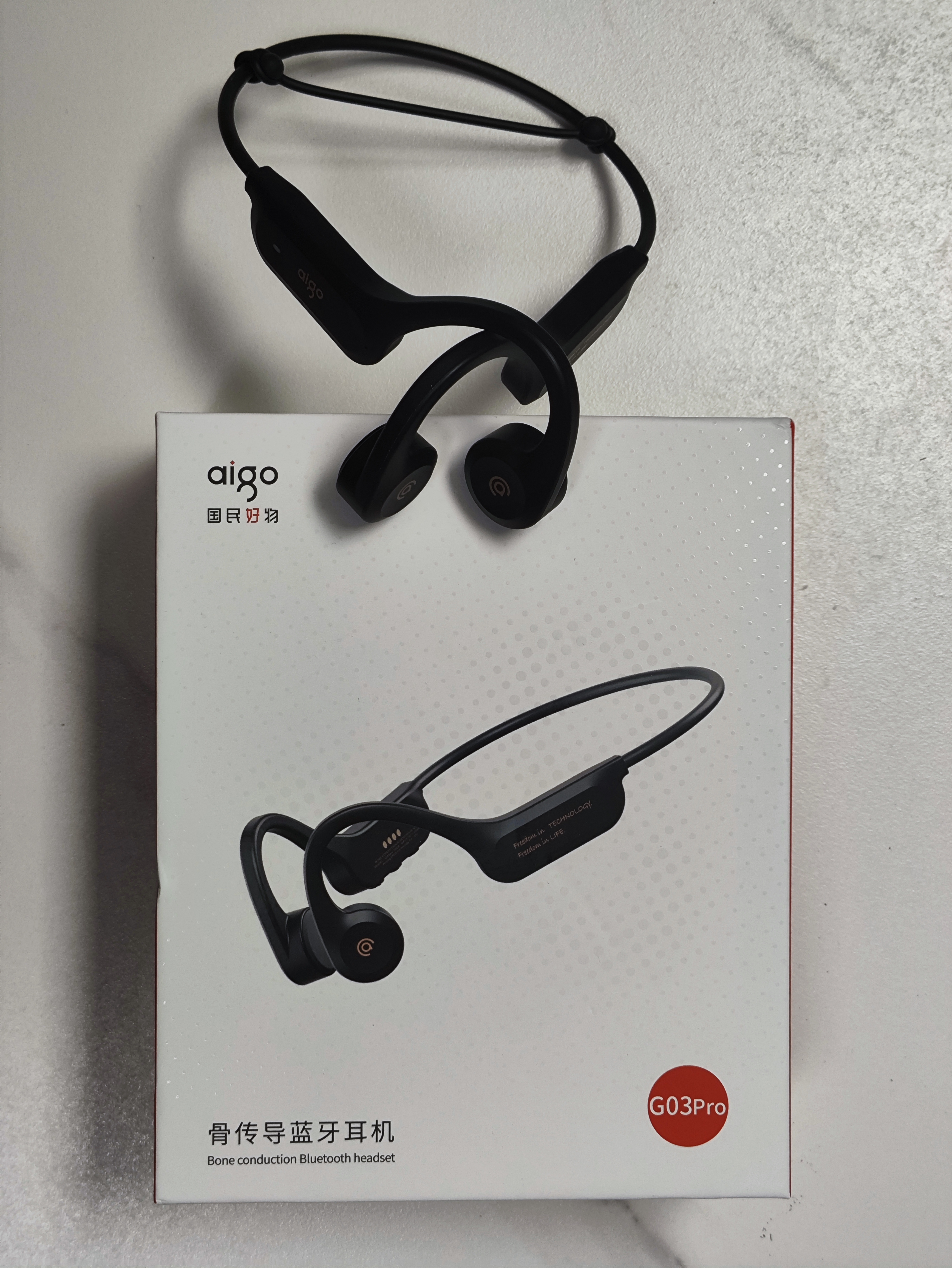 爱国者（aigo）真骨传导运动2026蓝牙游泳儿童耳机 IP68级防水 32G存储MP3 开放式挂耳马拉松骑行跑步G03PRO黑色 实拍图