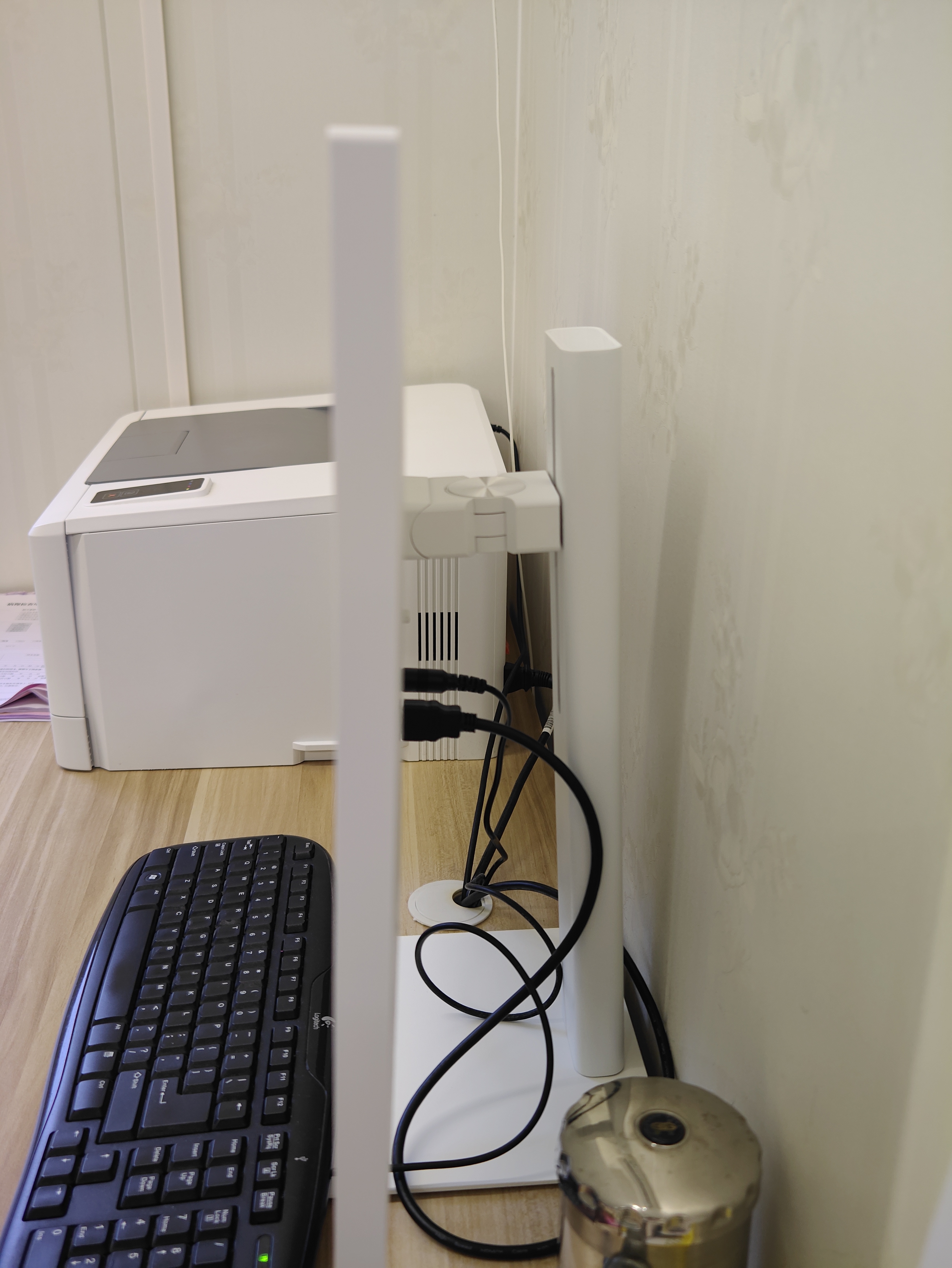 联合创新27英寸2K高清显示器120Hz Type-C反向供电 HDR400全链路色准苹果mac专业设计办公 云上舞白CB27Q1 实拍图