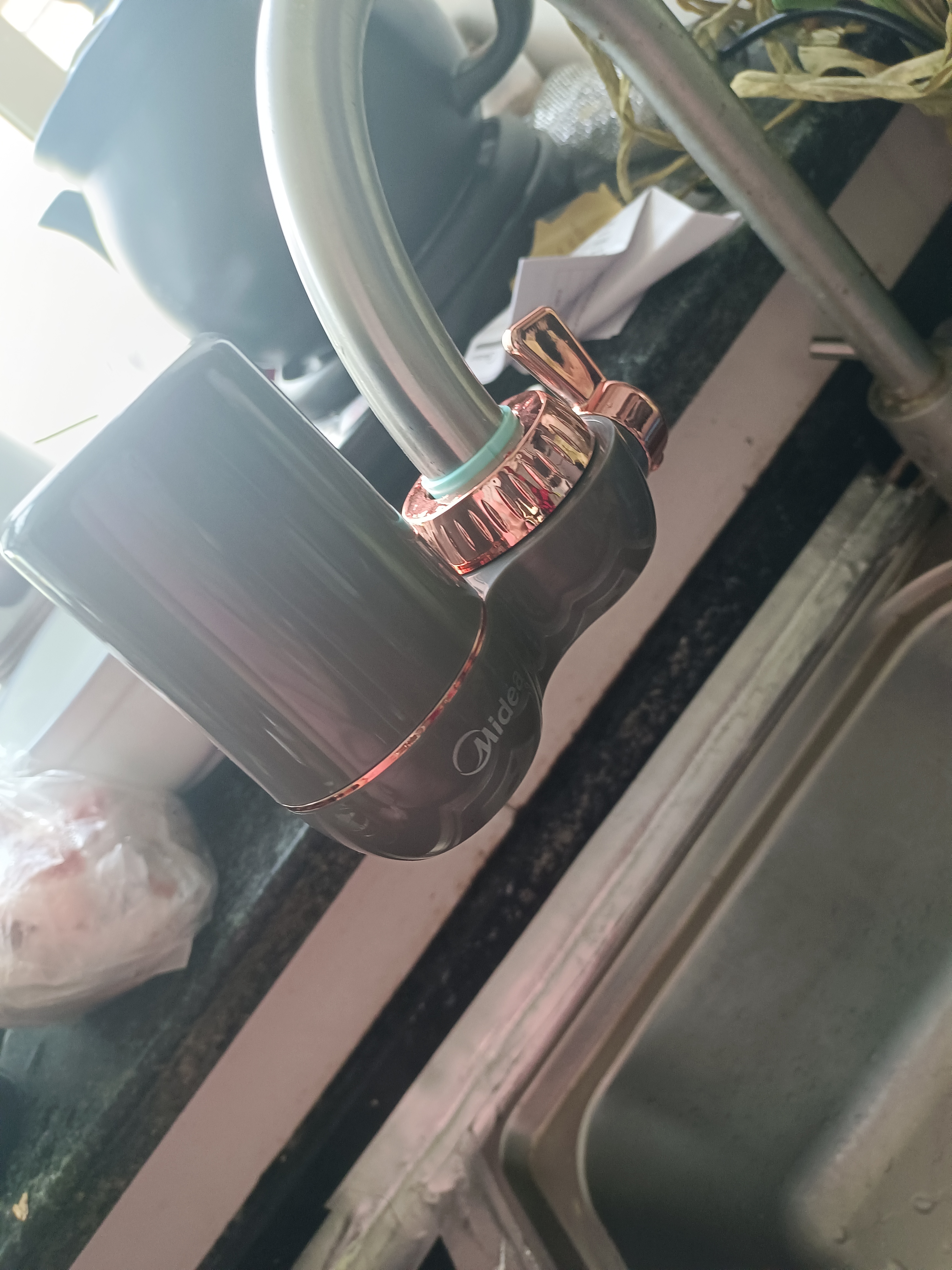 美的（Midea）净水器水龙头过滤器家用自来水滤水器直饮前置过滤器厨房卫生间通用除水垢除余氯双出水可清洗滤芯 一机三芯【两年免换滤芯】 实拍图