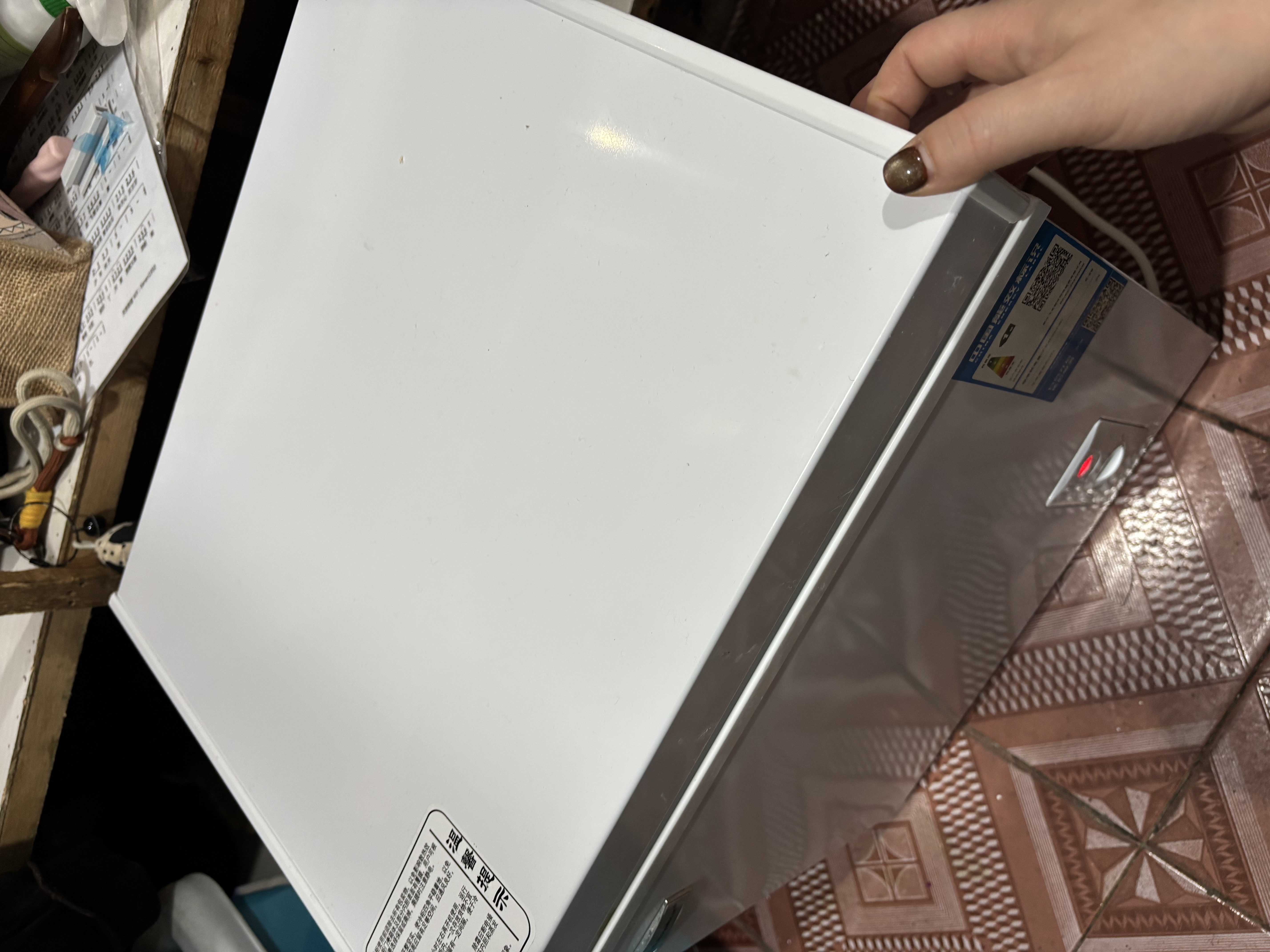 荣事达（Royalstar）小冰柜家用小型冷冻保鲜迷你冷藏商用卧式冷柜单用储母乳柜节能省电 128白色【可囤60斤肉 加厚发泡 强制冷】 实拍图