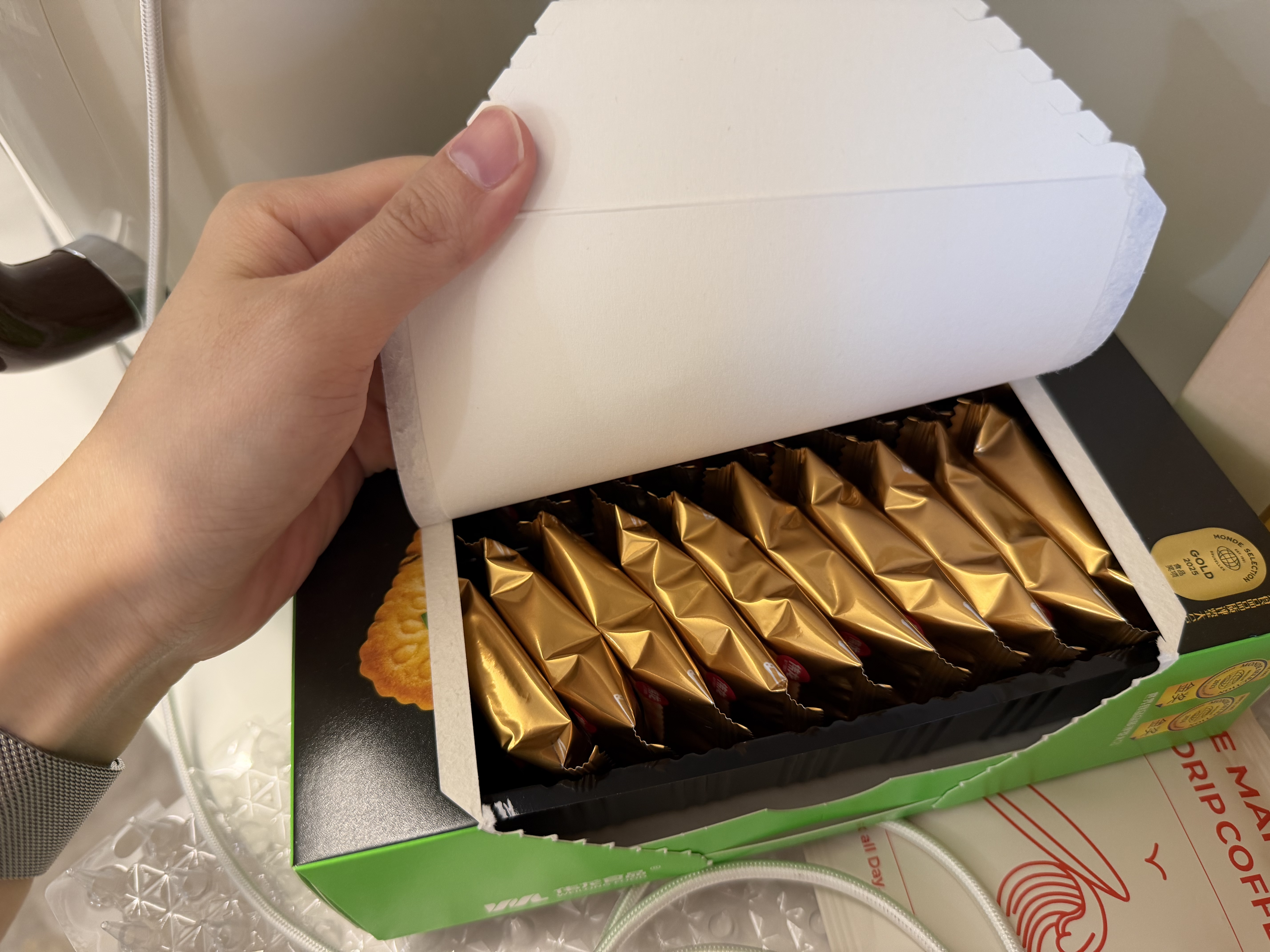 伟龙香葱薄饼干鸡片脆饼180g*3盒葱香咸味小饼干办公室休闲零食代早餐 实拍图