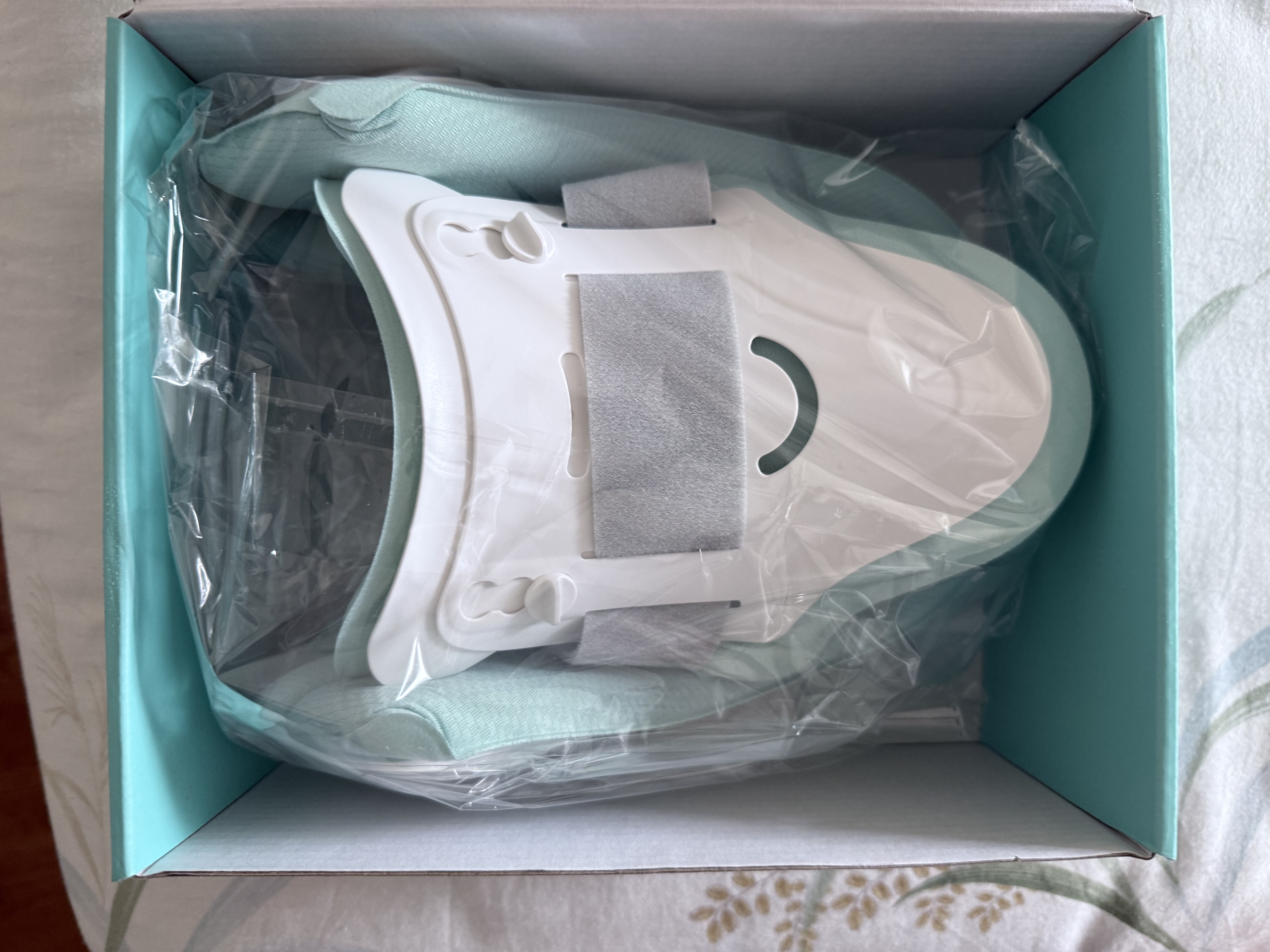 可孚颈椎牵引器医用颈托护颈椎脖子颈部矫正颈椎固定器J01节日礼物 实拍图