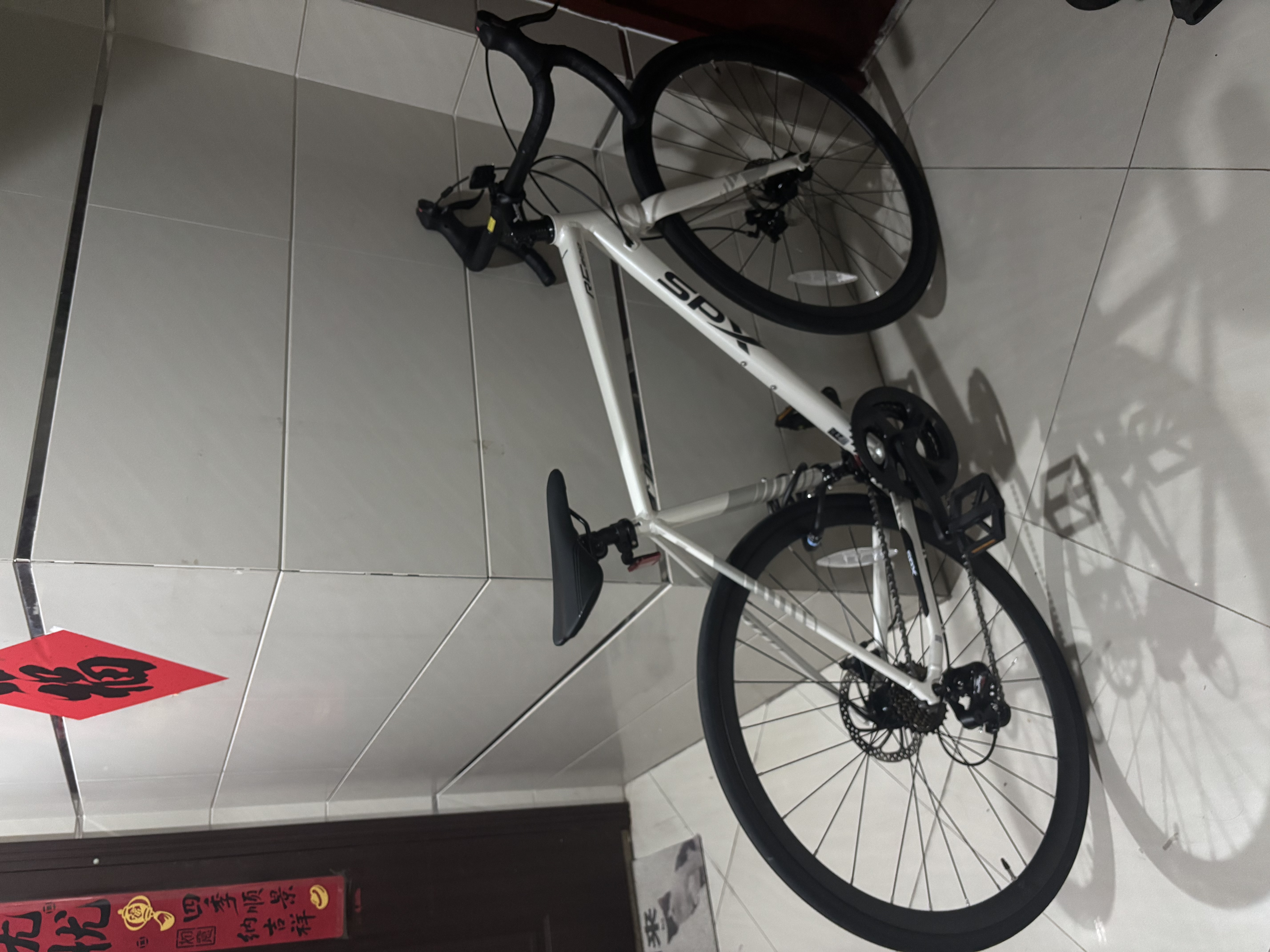 喜德盛（xds）公路自行车26款RC200机械碟刹7速14速X6铝合金车架学生成人通勤车 象牙白标准版 700C*520（建议身高175-185） 实拍图