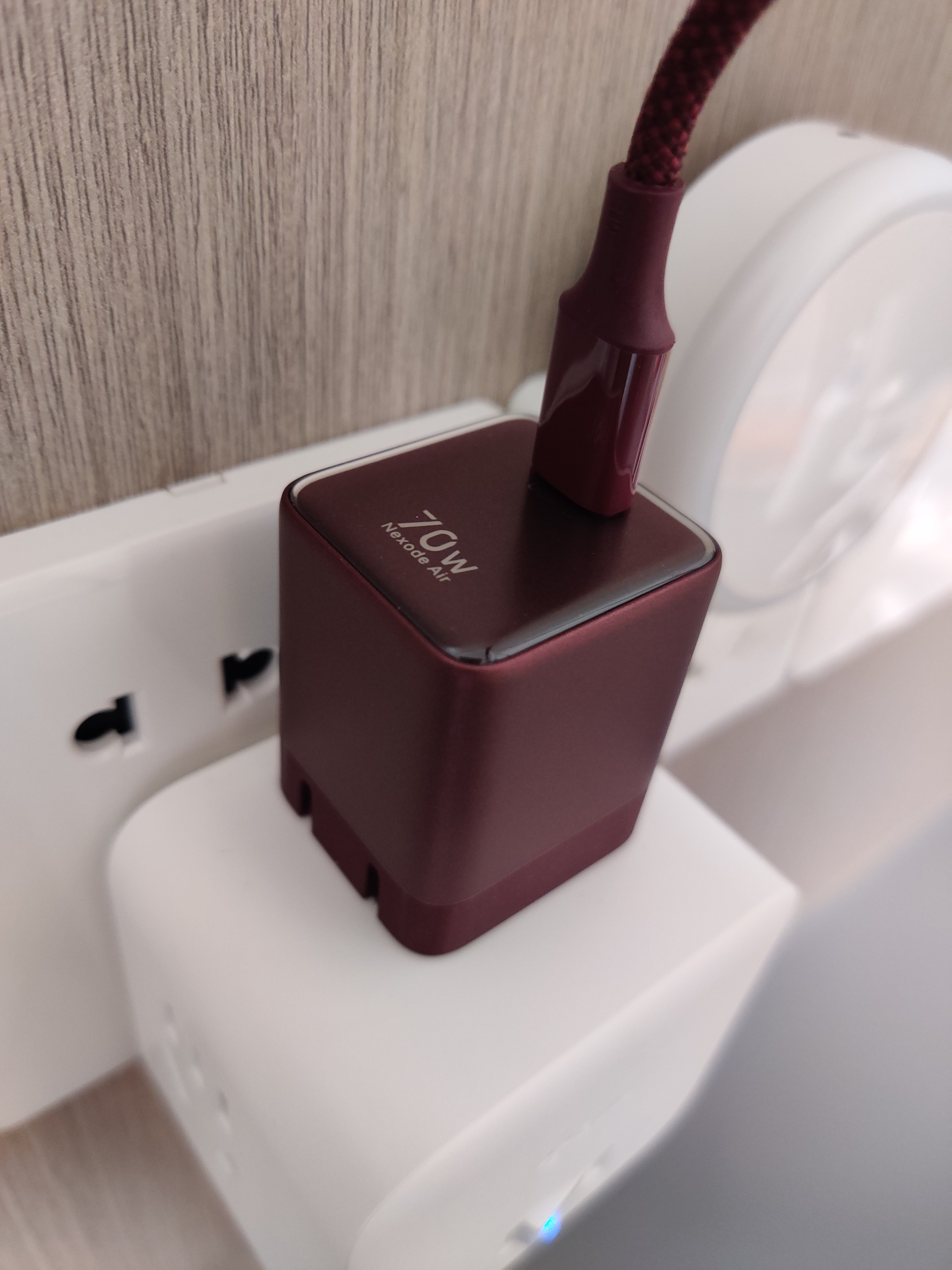 绿联适用苹果18Duo充电线Type-C数据线双头PD60W快充ctoc车载iPhone18ProMax17/16/15平板iPad酒红色1m 实拍图