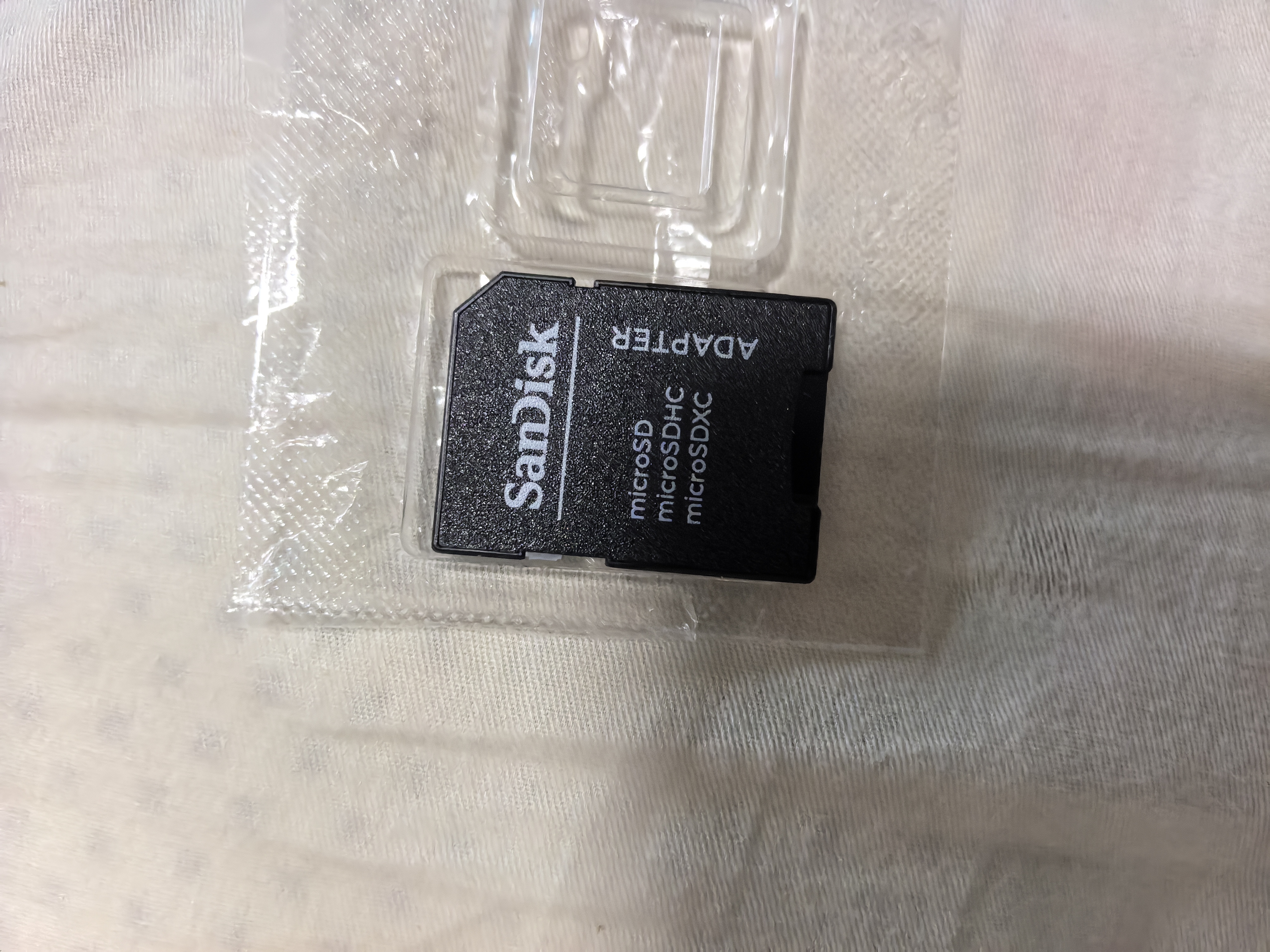 Sandisk闪迪128GB TF（MicroSD）4K内存卡 行车记录仪 监控摄像头专用 循环录制10,000小时 高耐用存储卡 实拍图