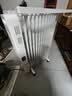 美的（Midea）【品质推荐】电热油汀取暖器/电暖器/电暖气家用/烤火炉/13片节能速热油酊/加热器/烘衣加湿HYX22N 实拍图