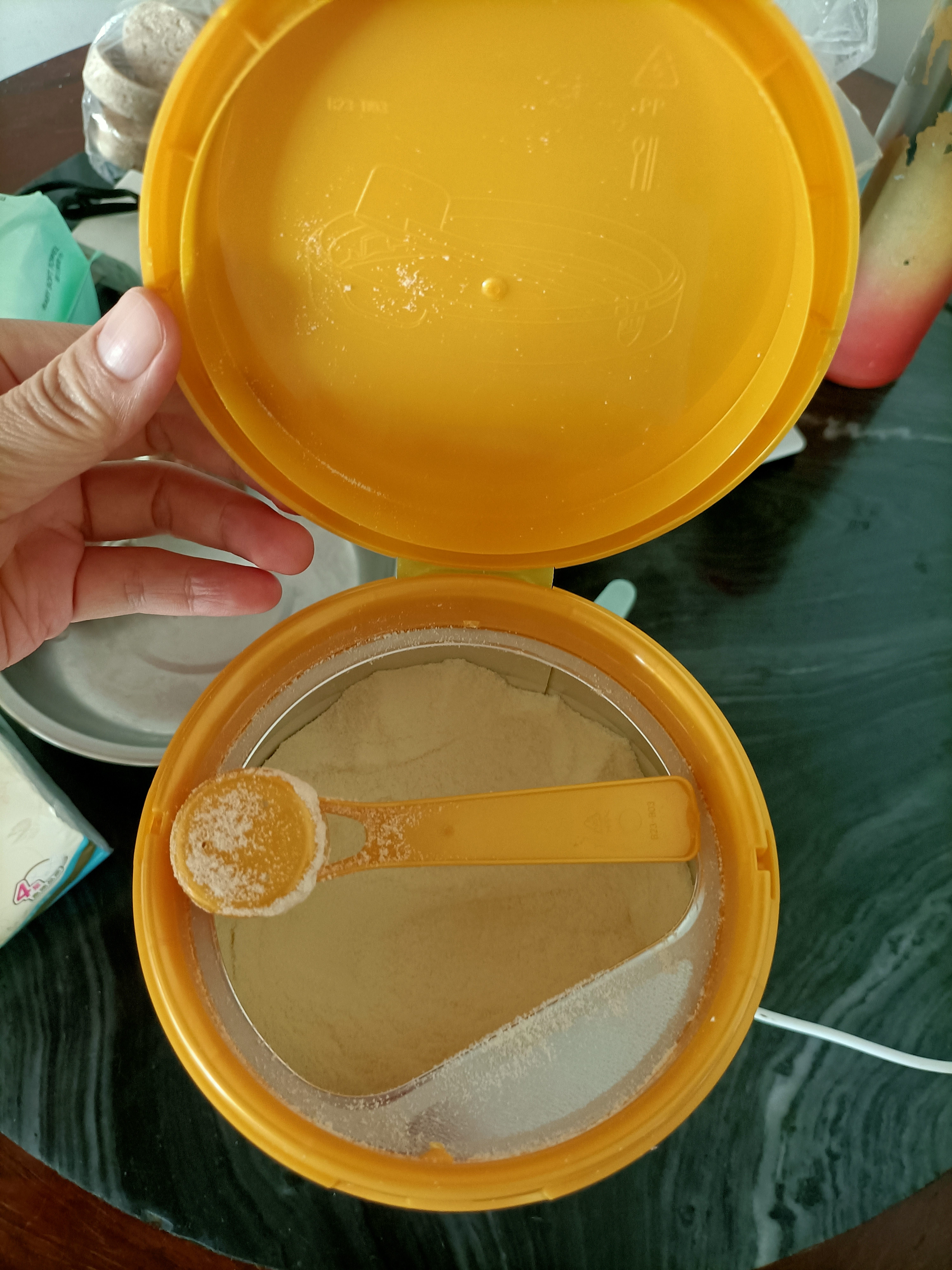 伊利金领冠育护幼儿配方奶粉3段12-36个月960g*1罐【5倍DHA好脑力】 实拍图