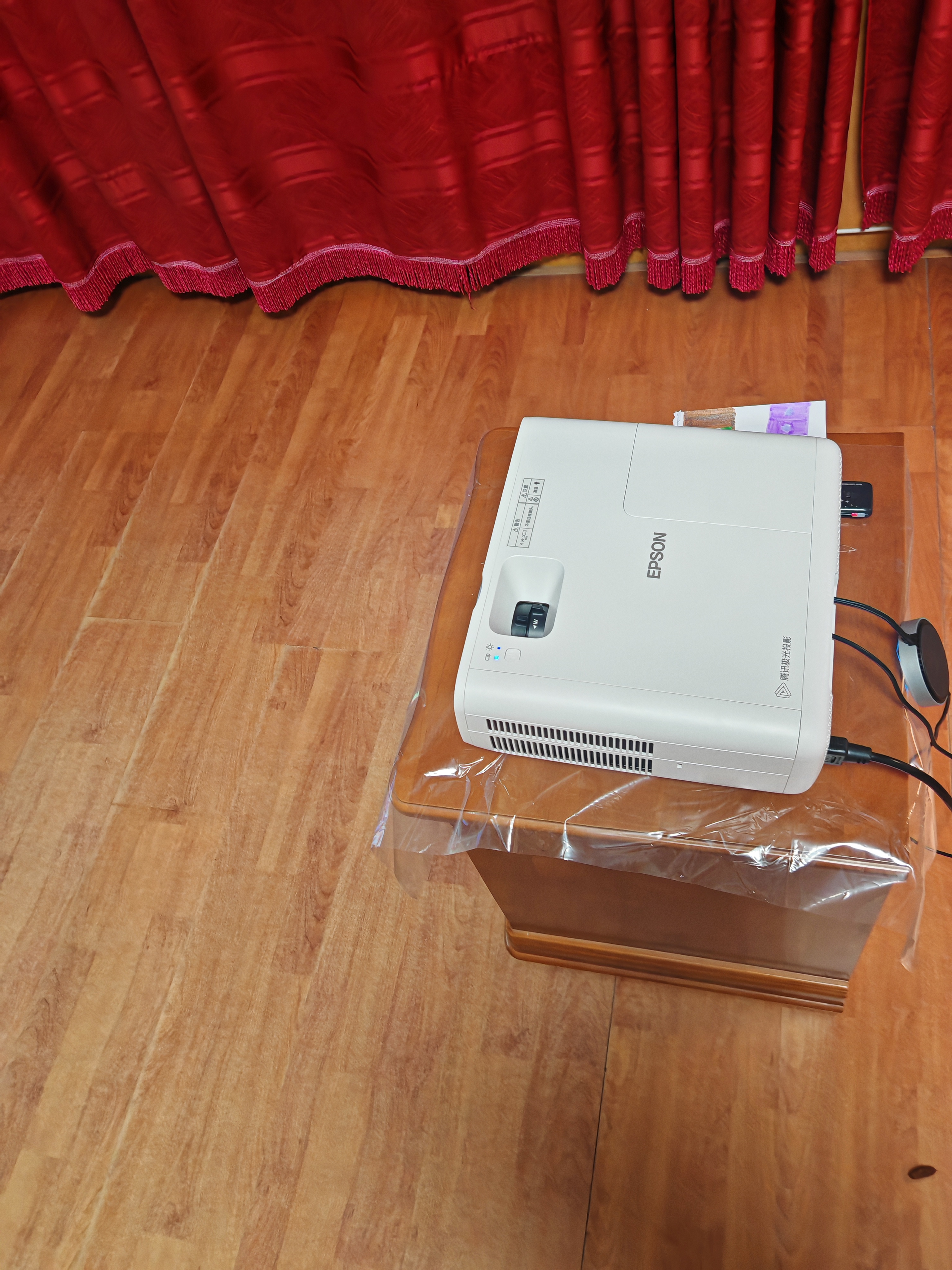 爱普生（EPSON）CH TW5750【5700升级款】3LCD家用家庭影院智能投影仪[2700lm高亮度  原生1080P]国家补贴 实拍图