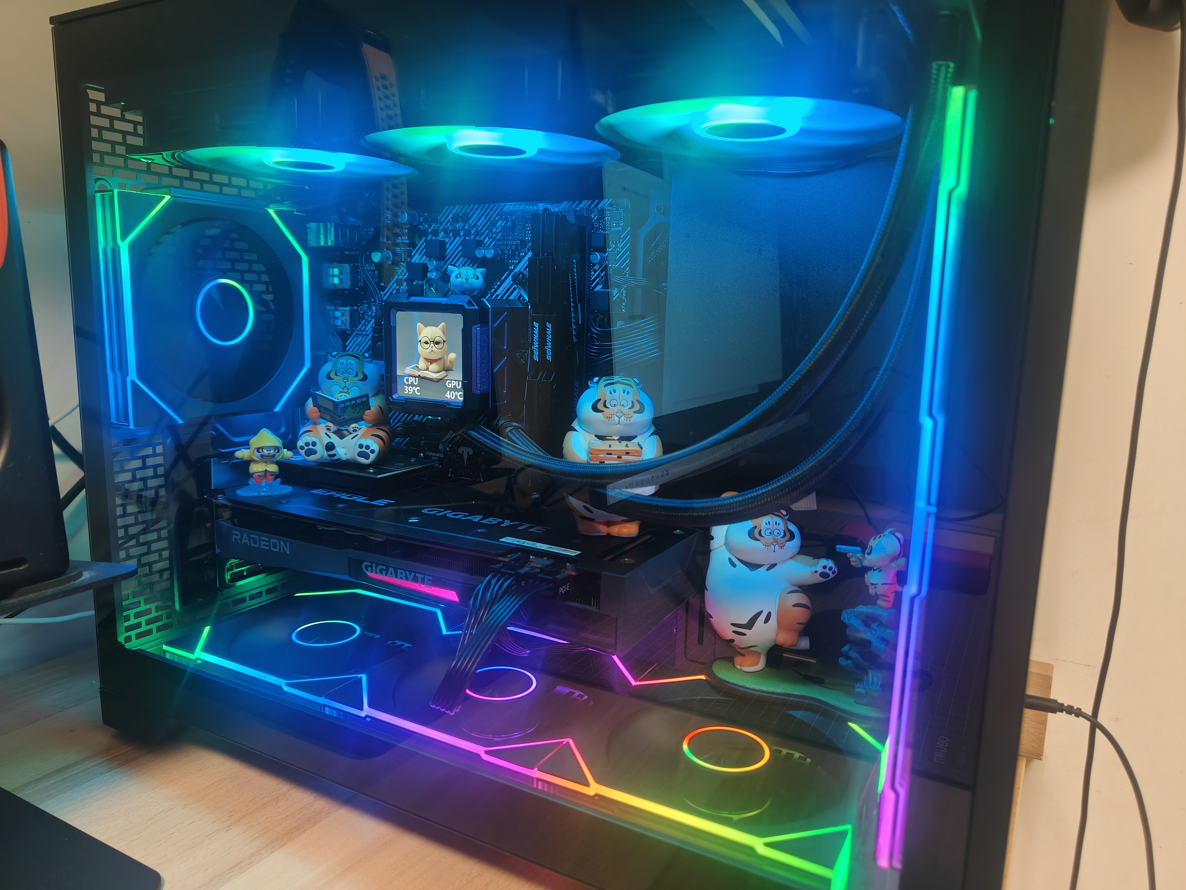 追风者（PHANTEKS）XT M3小旋风MATX黑色侧透散热台式电脑桌面小机箱(360水冷/9风扇位/四槽PCI/Type-C 20Gb)  实拍图