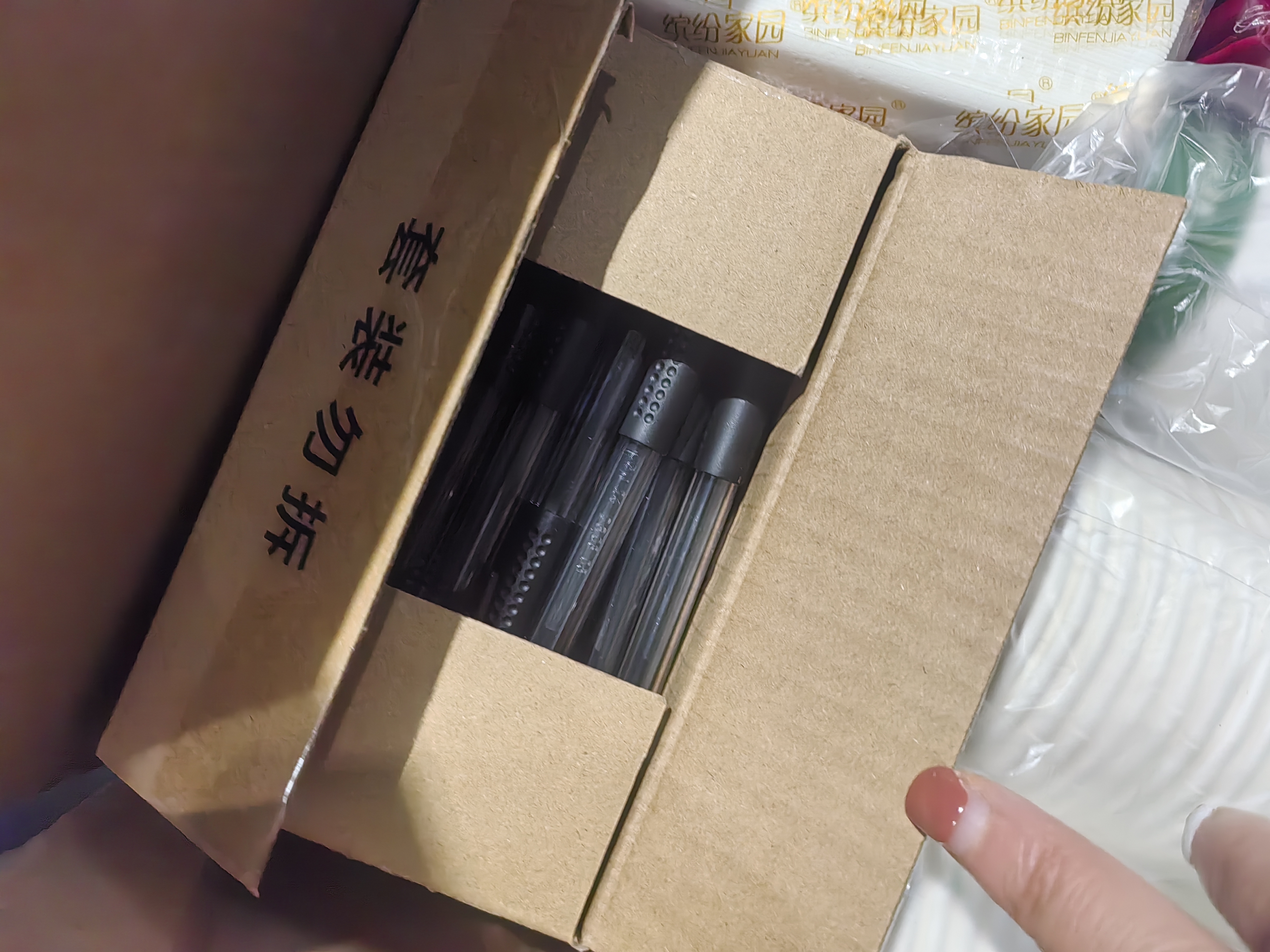 得力（deli）开学必备用品经典办公拔帽黑色中性笔0.5mm子弹头水笔签字笔黑笔 12支/盒黑色34567高考考试 实拍图