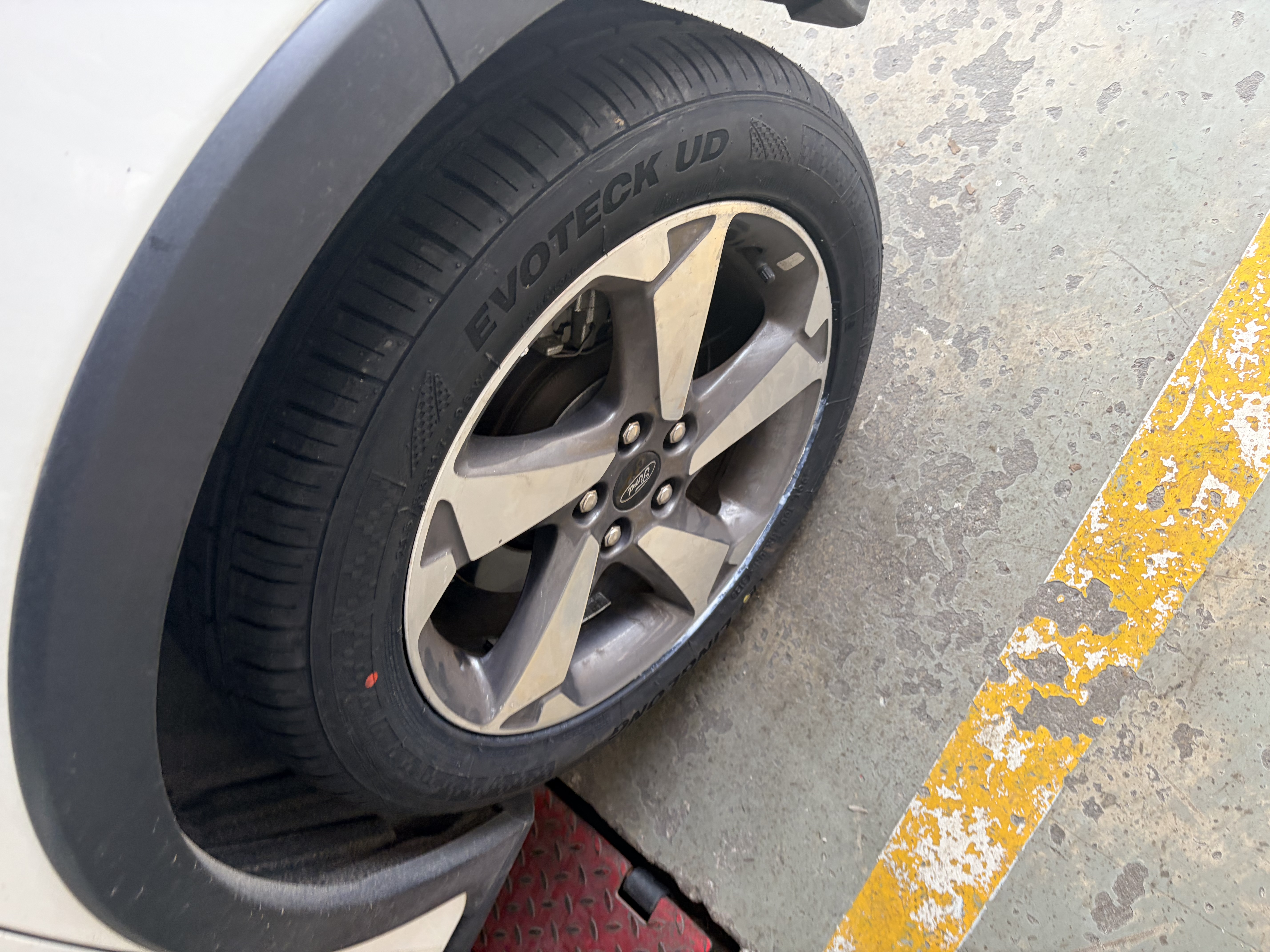 玲珑轮胎汽车轮胎215/55R17 98W XL 玲珑臻选UD 适配本田XR-V/缤智/迈腾 实拍图