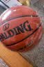 斯伯丁（SPALDING）篮球7号吸湿PU皮室内外通用耐磨成人青少年儿童比赛训练球78-230Y 实拍图