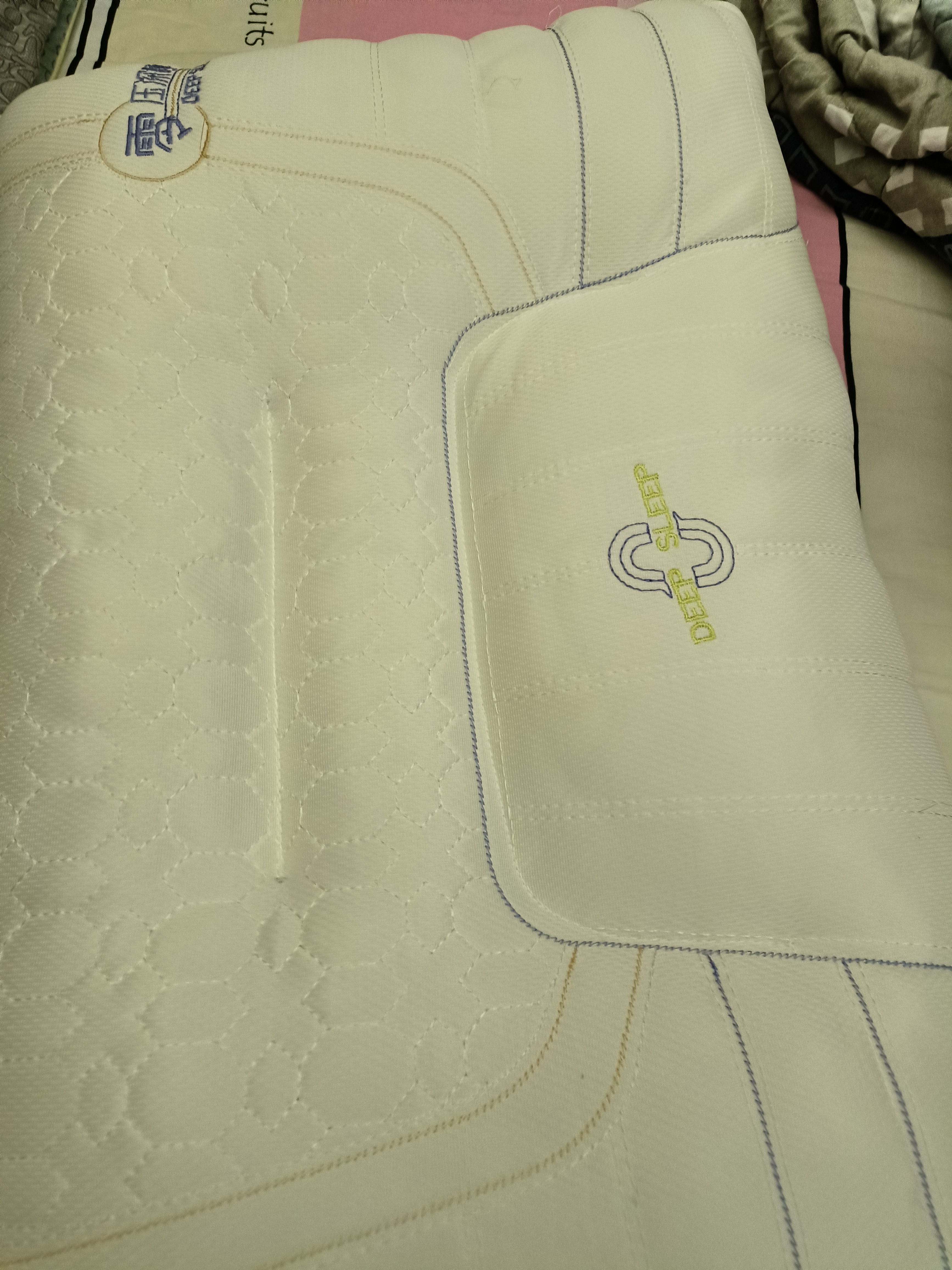 J.Sir枕头护颈枕睡眠颈椎深度睡眠专用枕芯乳胶枕成人大学生宿舍记忆枕 实拍图