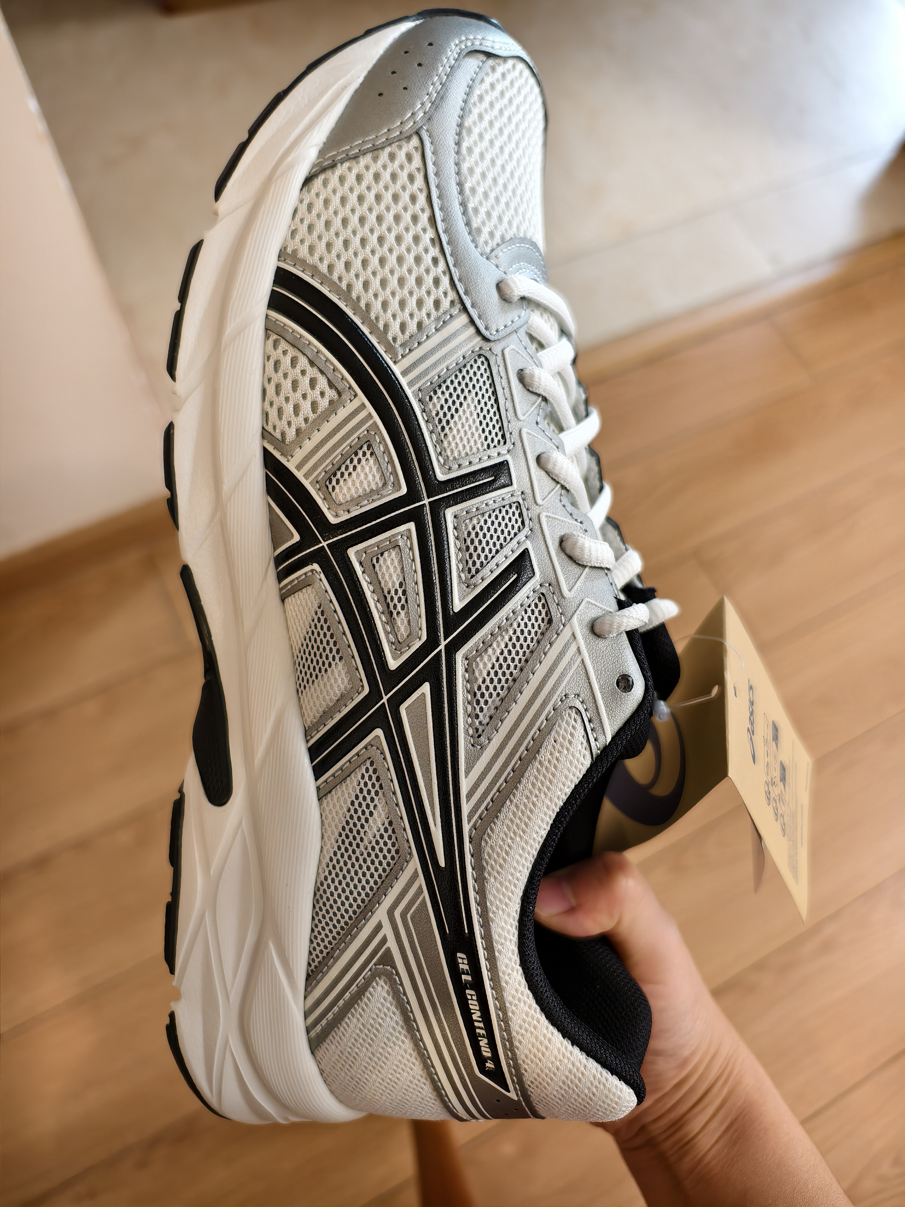亚瑟士ASICS网面跑鞋百搭男鞋缓震运动鞋透气跑步鞋 GEL-CONTEND 4 白色/银色 43.5 实拍图